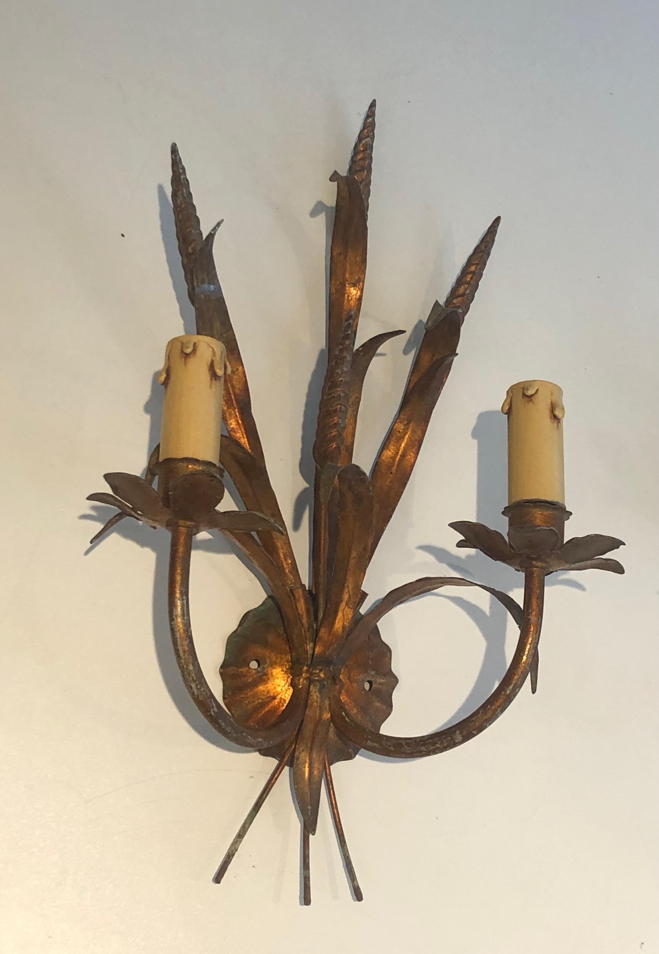 Hollywood Regency In the Style of Coco Channel, Pair of Gilt Metal Ears of Wheat Wall Sconces