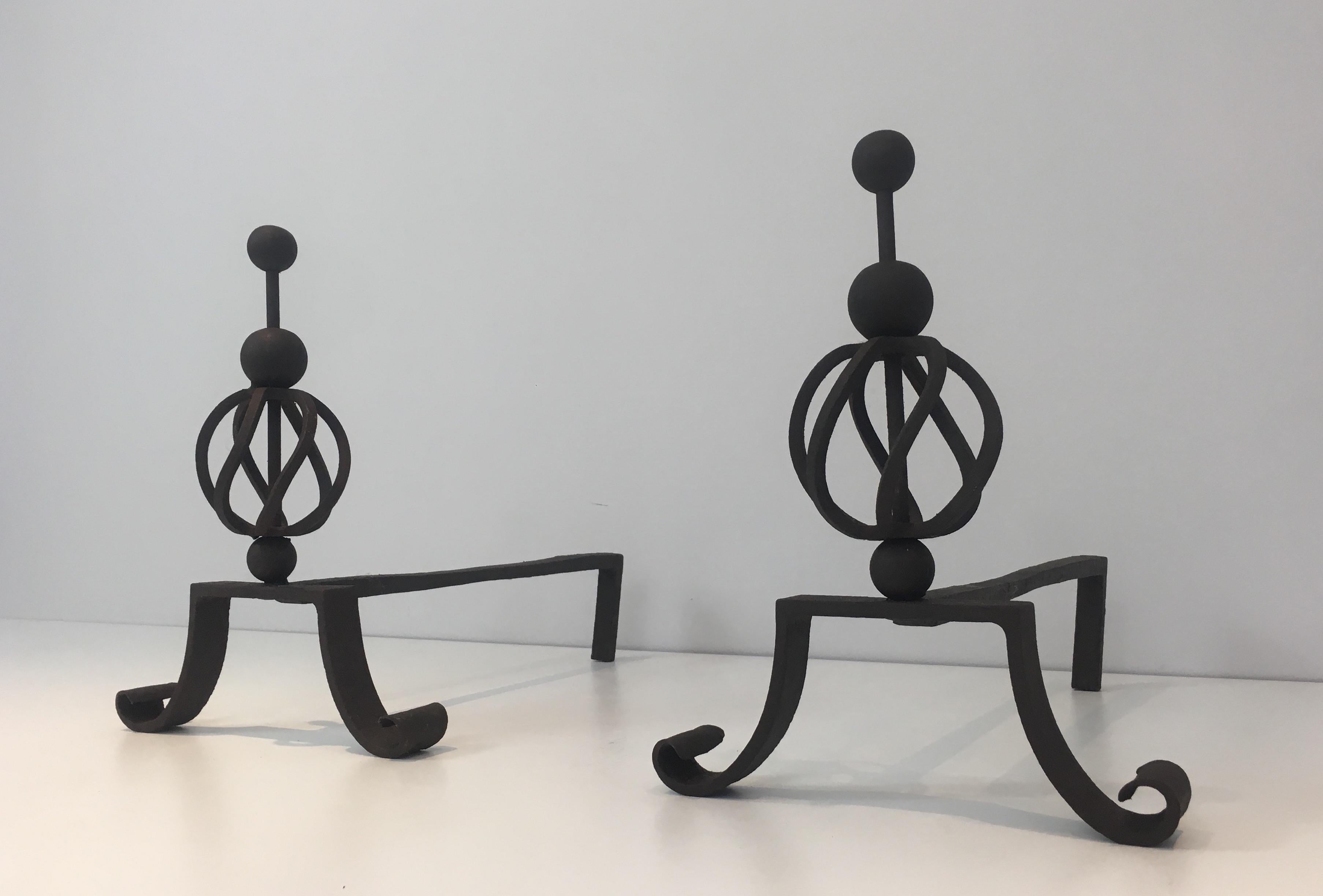 Pair of Wrought Iron Andirons, French In Good Condition For Sale In Marcq-en-Barœul, Hauts-de-France