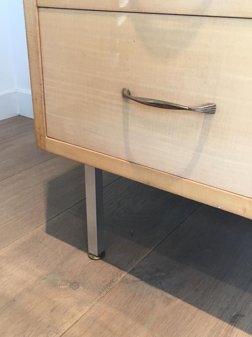 Elegant Egg Shell Lacquered Commode with Brushed Steel Feet In the Styl of Knoll For Sale 12