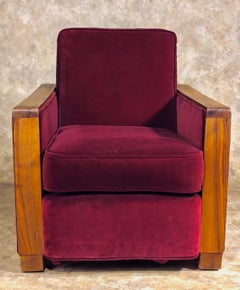 Paire de fauteuils club modernistes dans le style de Louis Sognot