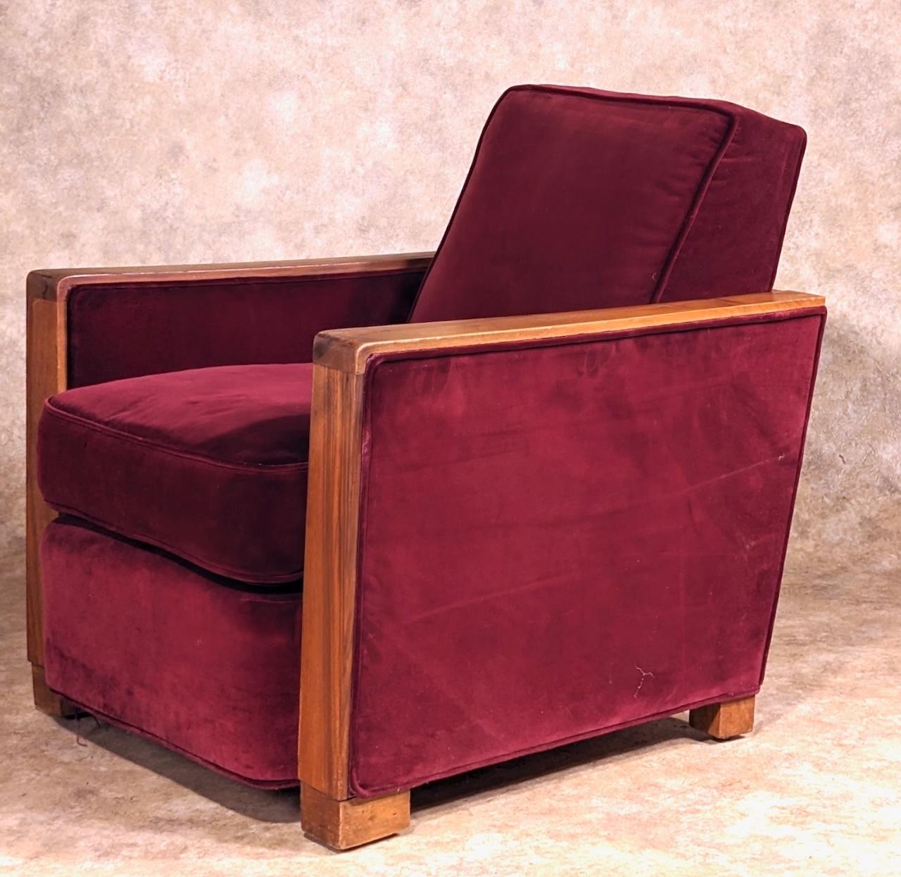French In the style of Louis Sognot pair of Modernist club chairs For Sale