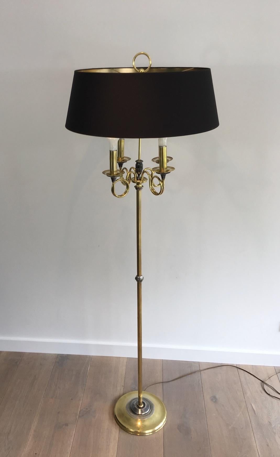 Lampada da terra neoclassica in ottone e placcatura d'argento nello stile di Maison Charles in vendita 5