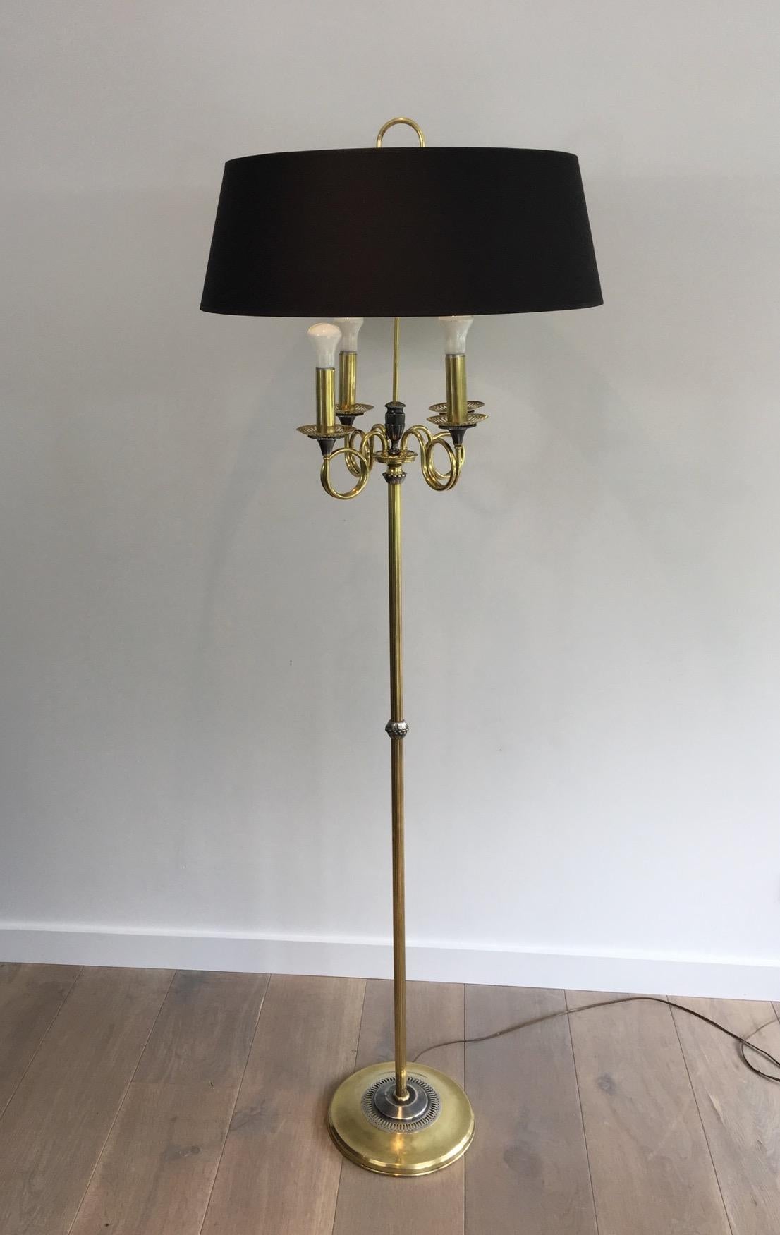 Lampada da terra neoclassica in ottone e placcatura d'argento nello stile di Maison Charles in vendita 9