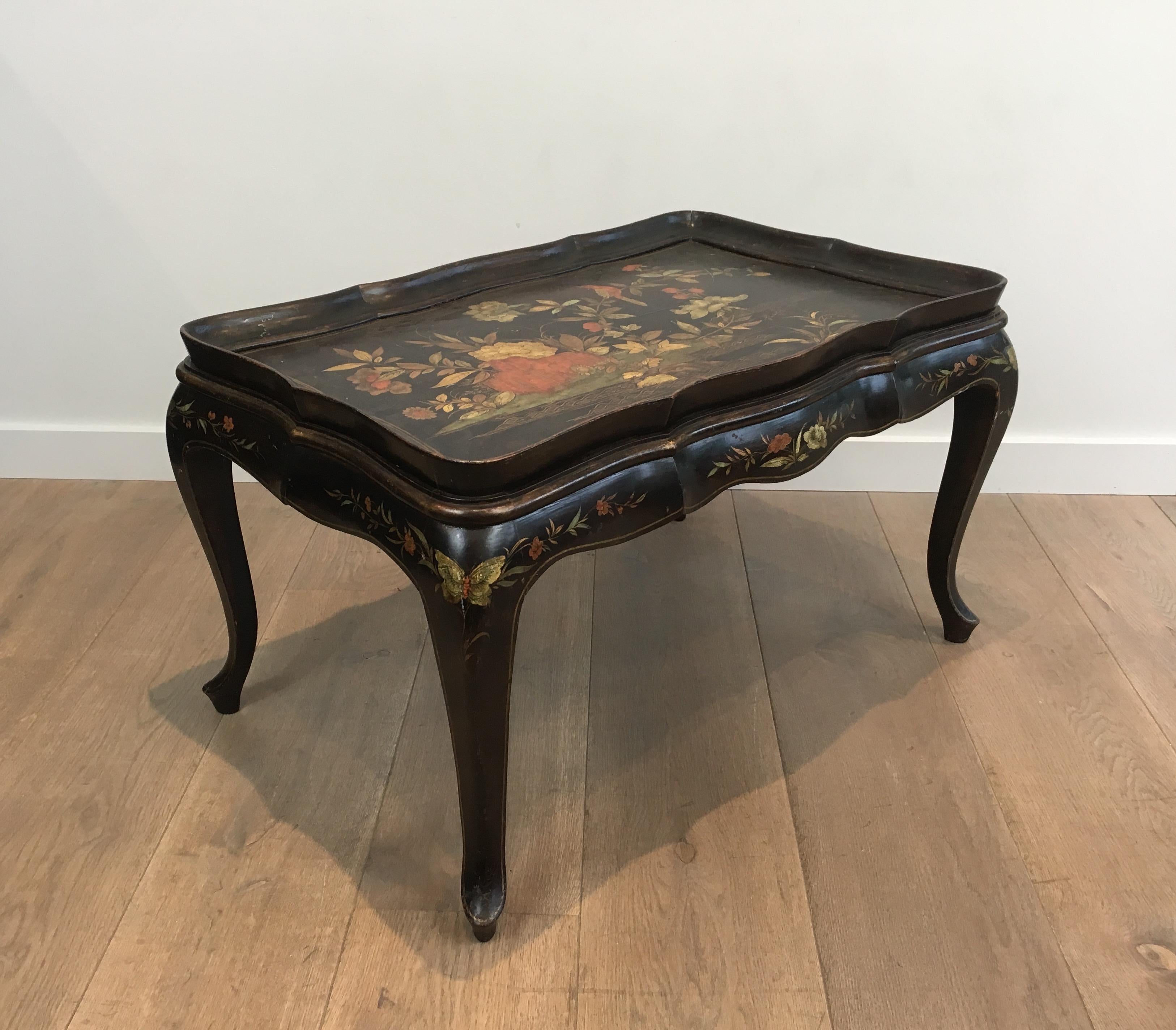 In the Style of Maison Hirch, Neoclassical Style Lacquered Coffee Table In Good Condition In Marcq-en-Barœul, Hauts-de-France