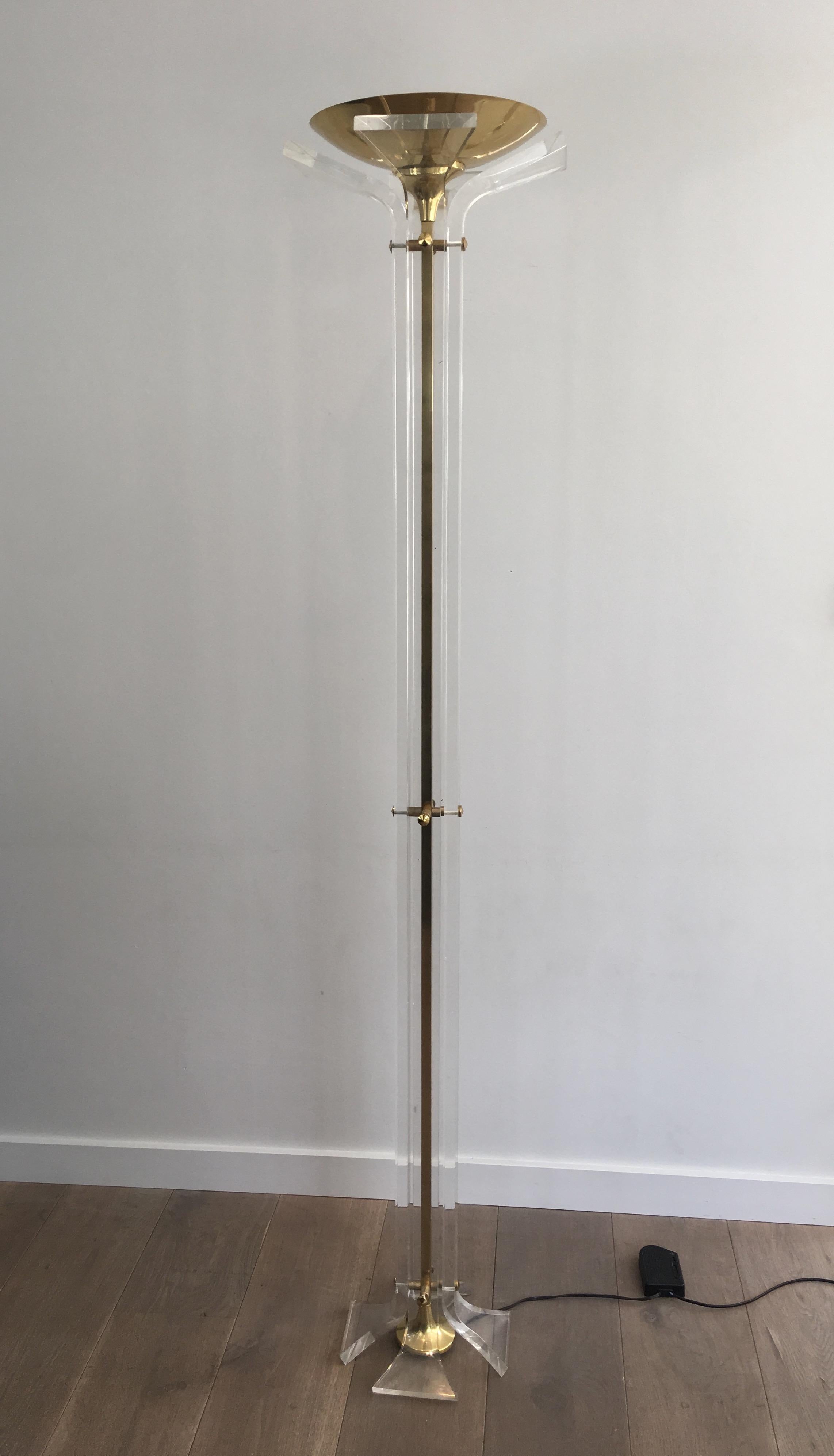 Lucite In the Style of Romeo Rega, Rare Plexiglass and Gilt Brass Floor Lamp For Sale