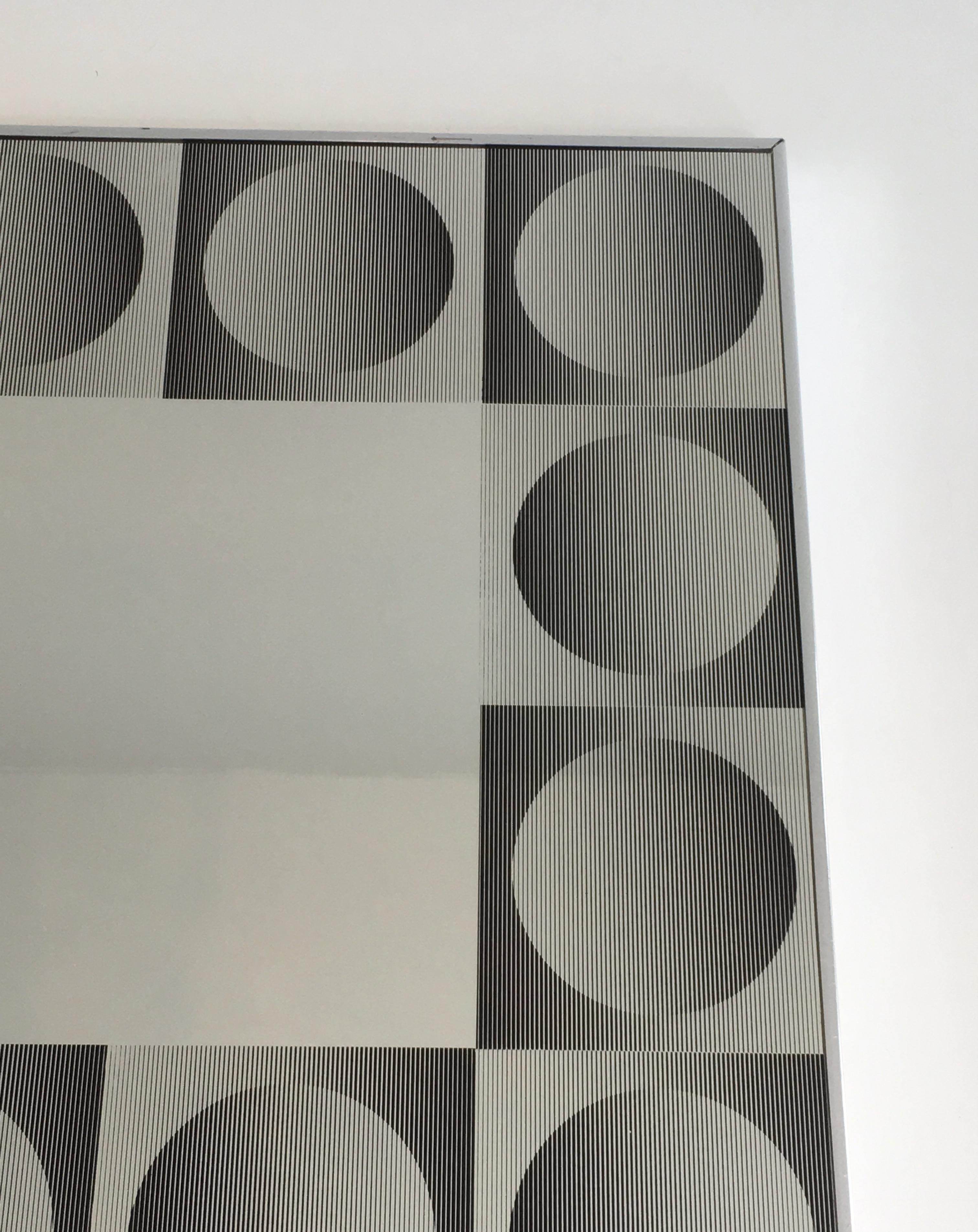 In the Style of Victor Vasarely, Optique Art Mirror In Fair Condition For Sale In Marcq-en-Barœul, Hauts-de-France