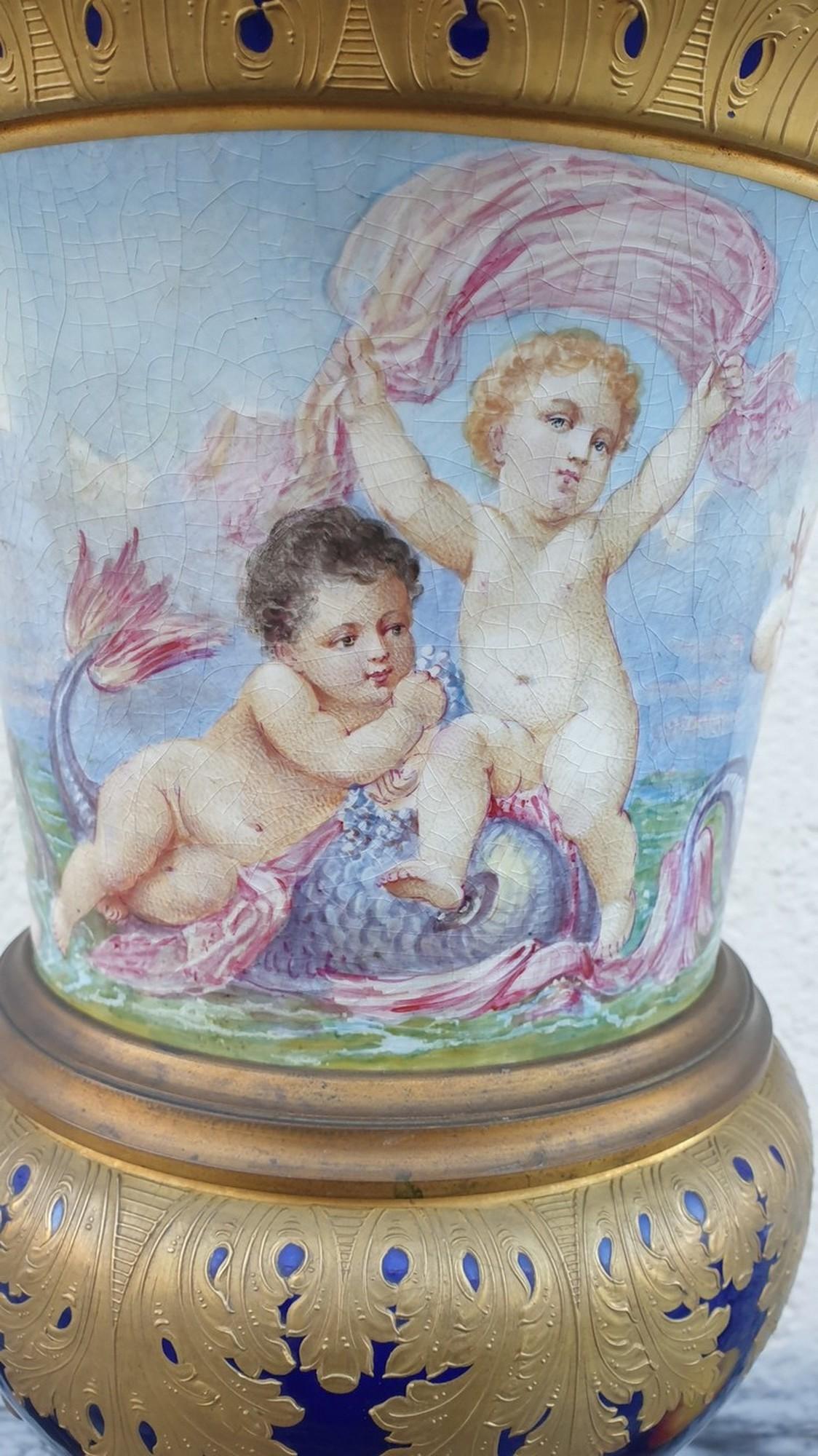 In The Taste Of Sèvres, Medici Vase, Napoleon III, 19th Century For Sale 2
