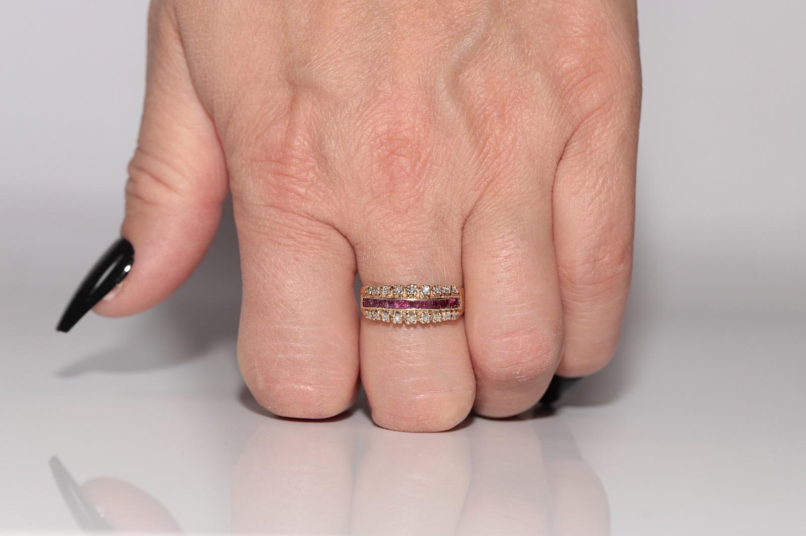 En très bon état. Le poids total est de 3.5 grammes. Au total, un diamant de 0,40 ct. en vente 7