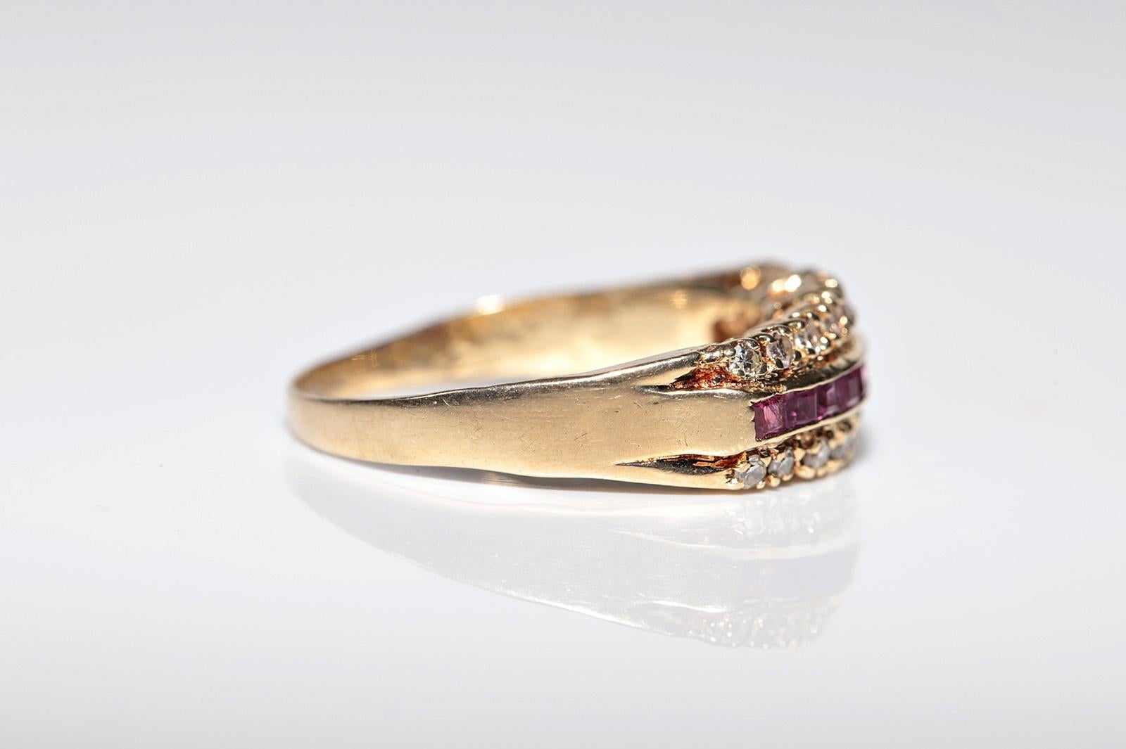 En très bon état. Le poids total est de 3.5 grammes. Au total, un diamant de 0,40 ct. Pour femmes en vente