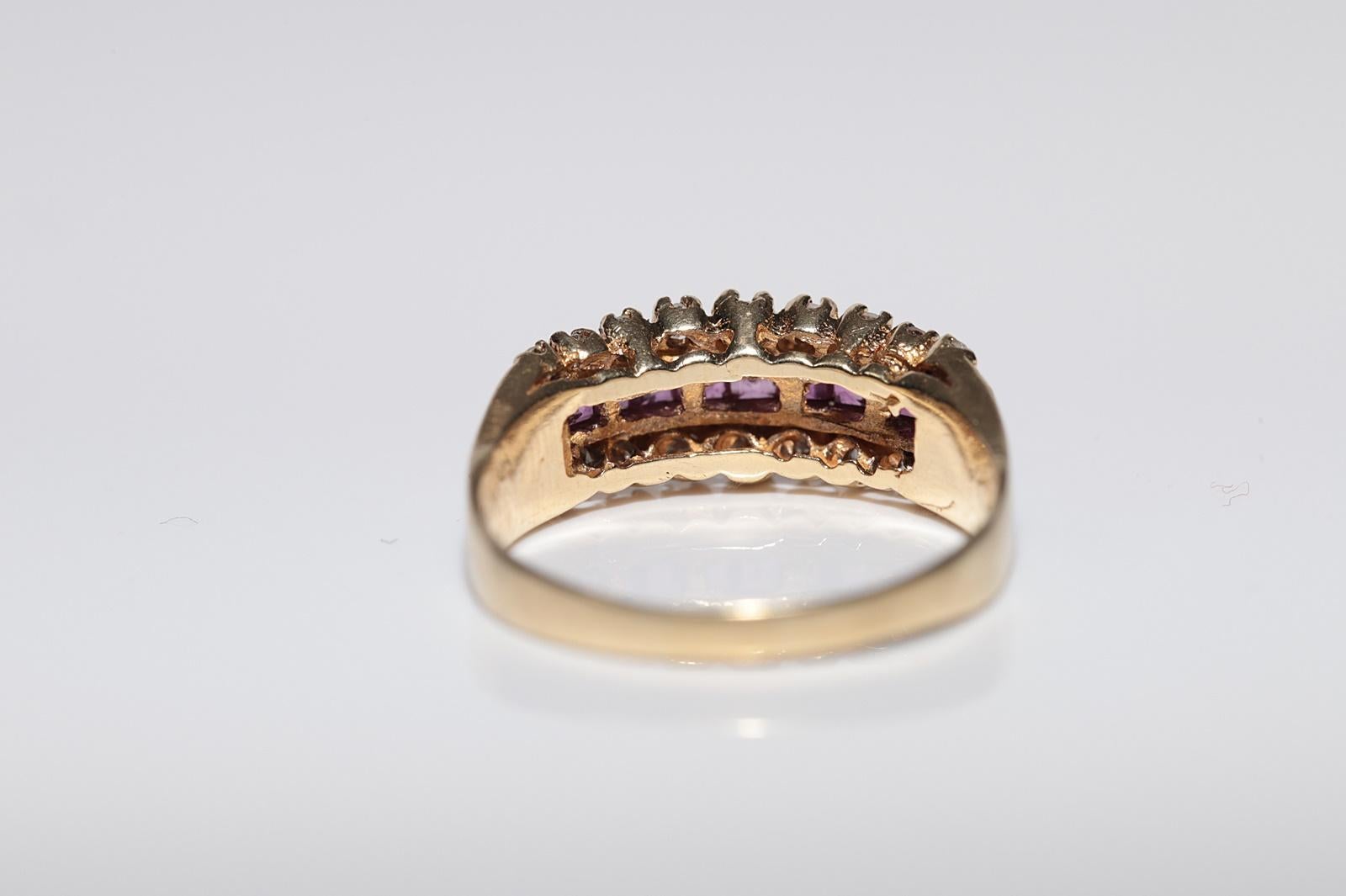 En très bon état. Le poids total est de 3.5 grammes. Au total, un diamant de 0,40 ct. en vente 2