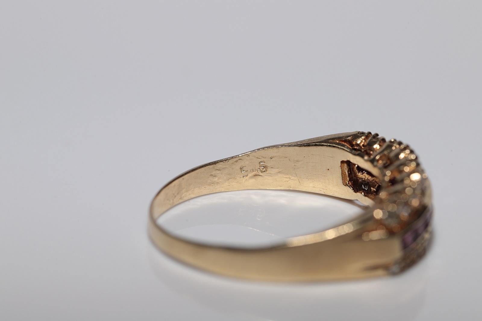 En très bon état. Le poids total est de 3.5 grammes. Au total, un diamant de 0,40 ct. en vente 3