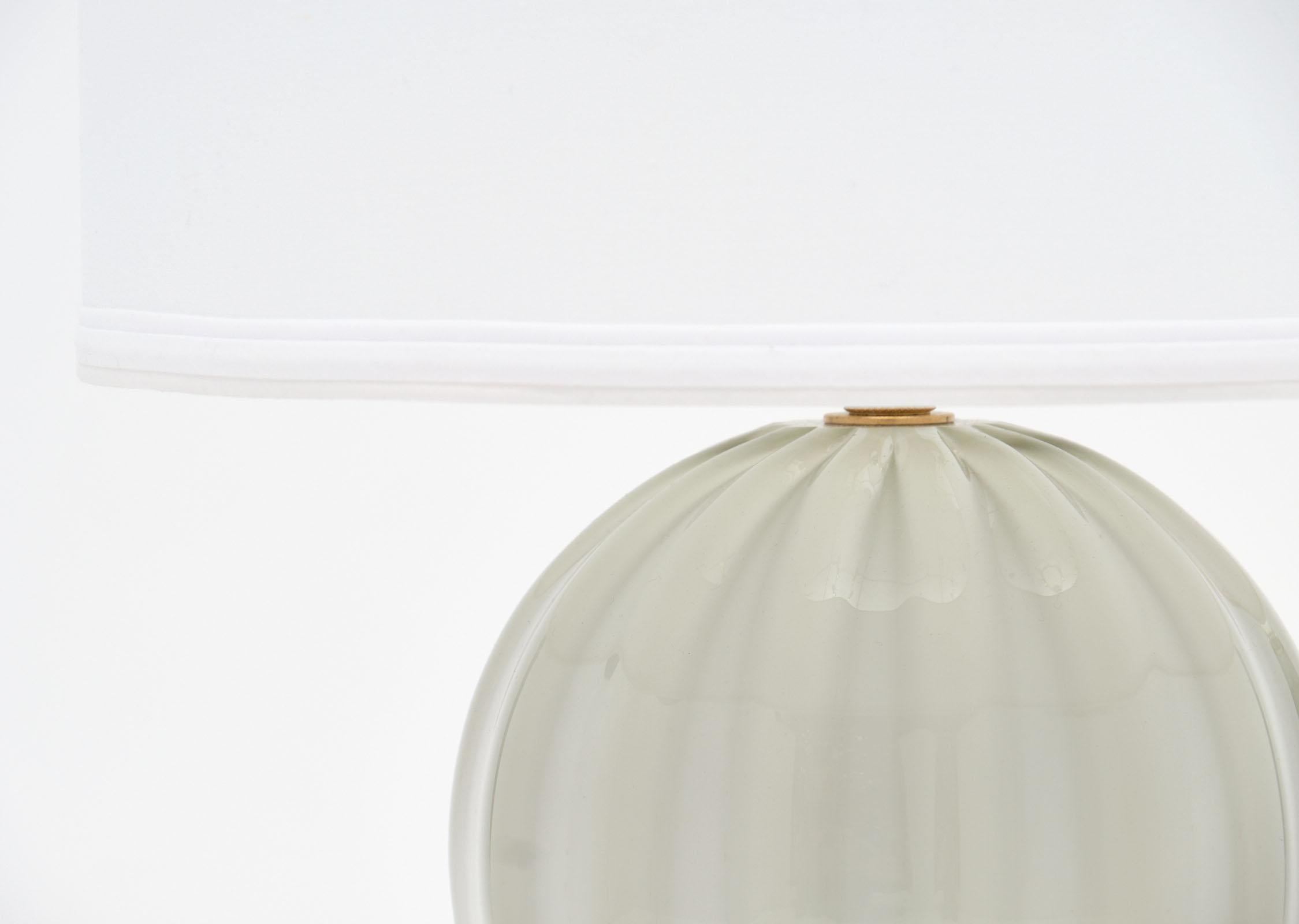 “Incamiciato” Murano Glass Table Lamps In Excellent Condition In Austin, TX