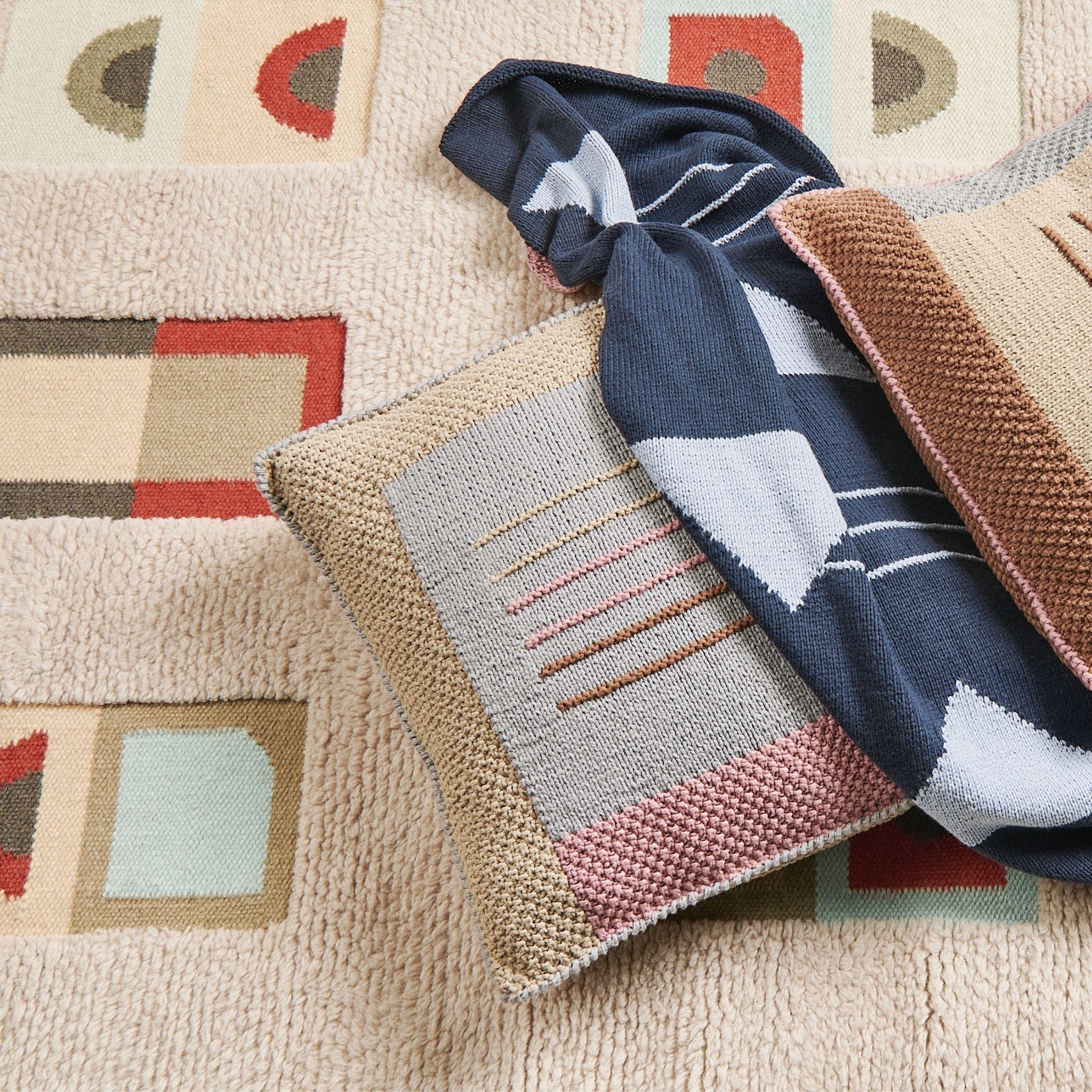Incense Plush Merino Tapis à motifs géométriques noué à la main par un artisan durable en vente 6