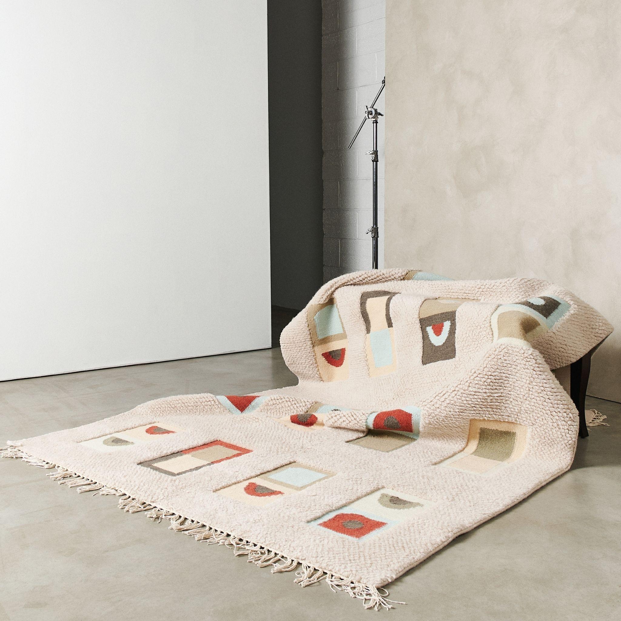 Indien Incense Plush Merino Tapis à motifs géométriques noué à la main par un artisan durable en vente