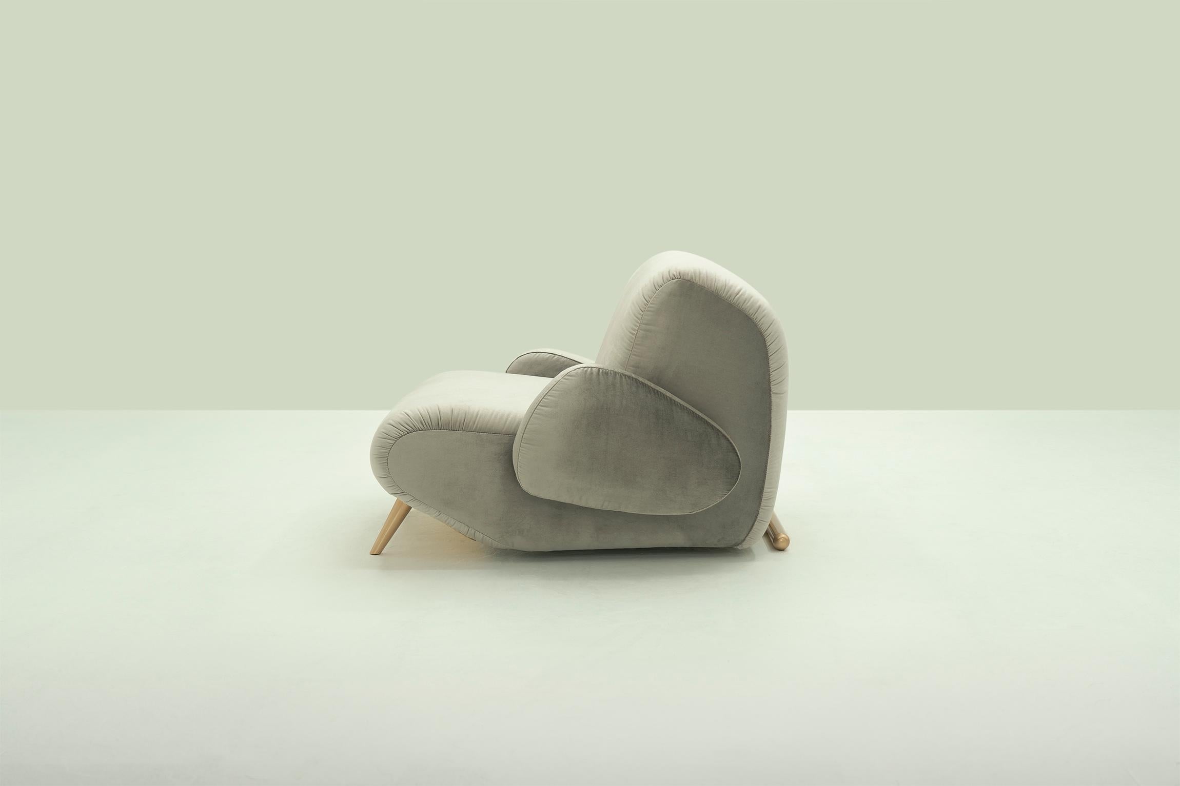 Fauteuil Inception, 21e siècle Grand fauteuil contemporain en velours et laiton Neuf - En vente à Sofia, BG