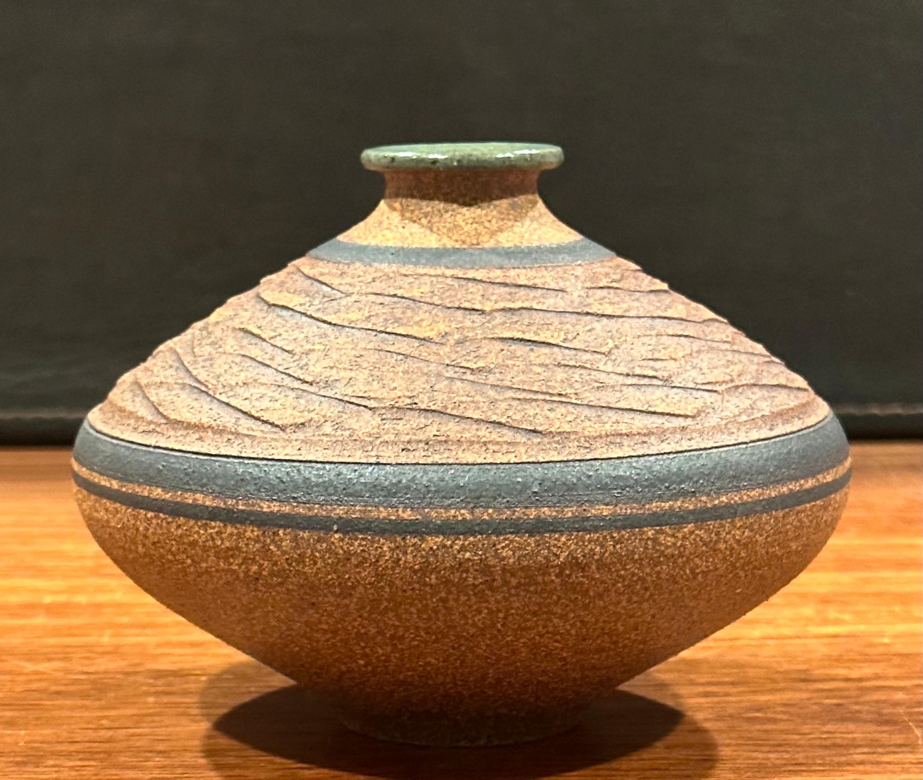 Incised California Studio Pottery Stoneware Weed Pot / Vase by Steve Dominguez 4