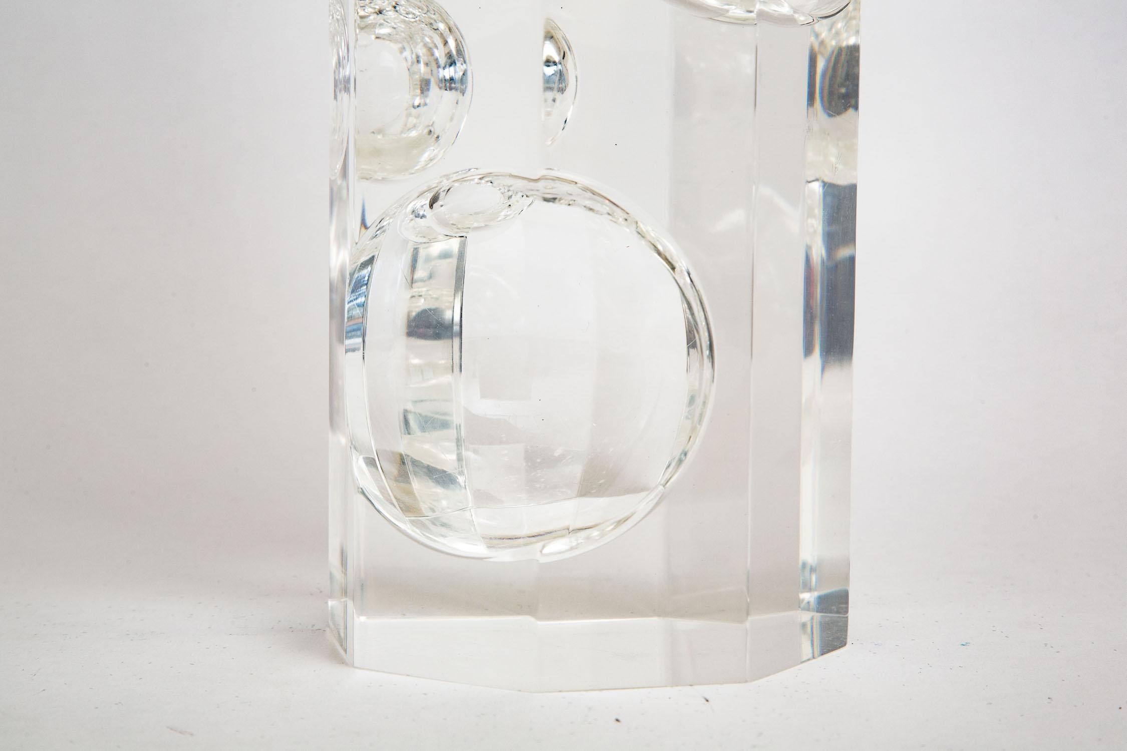 Incised Circle Abstract Lucite Tower Sculpture Vintage In Good Condition In North Miami, FL