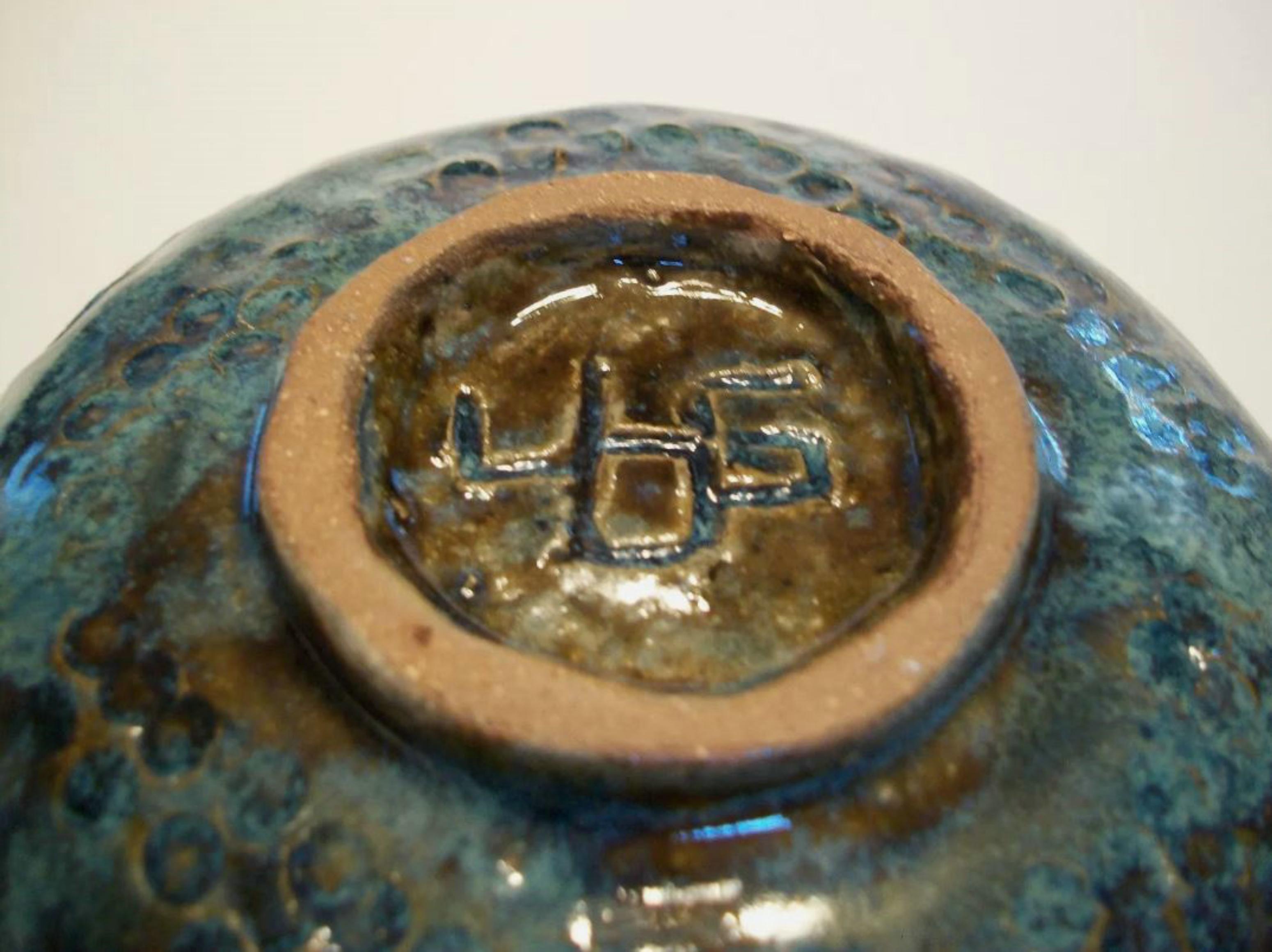 Ceramica Ciotola in Studio Pottery incisa e smaltata - Formata a mano - Firmata - Fine 20th Century Studios in vendita