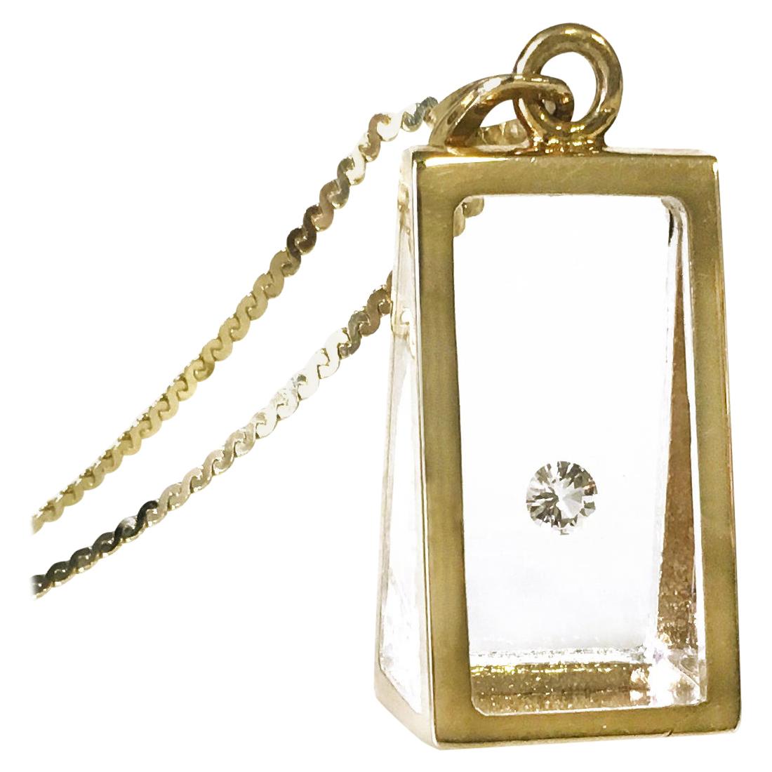 Incogem Colgante Pirámide Flotante de Diamantes, Oro Amarillo 14K