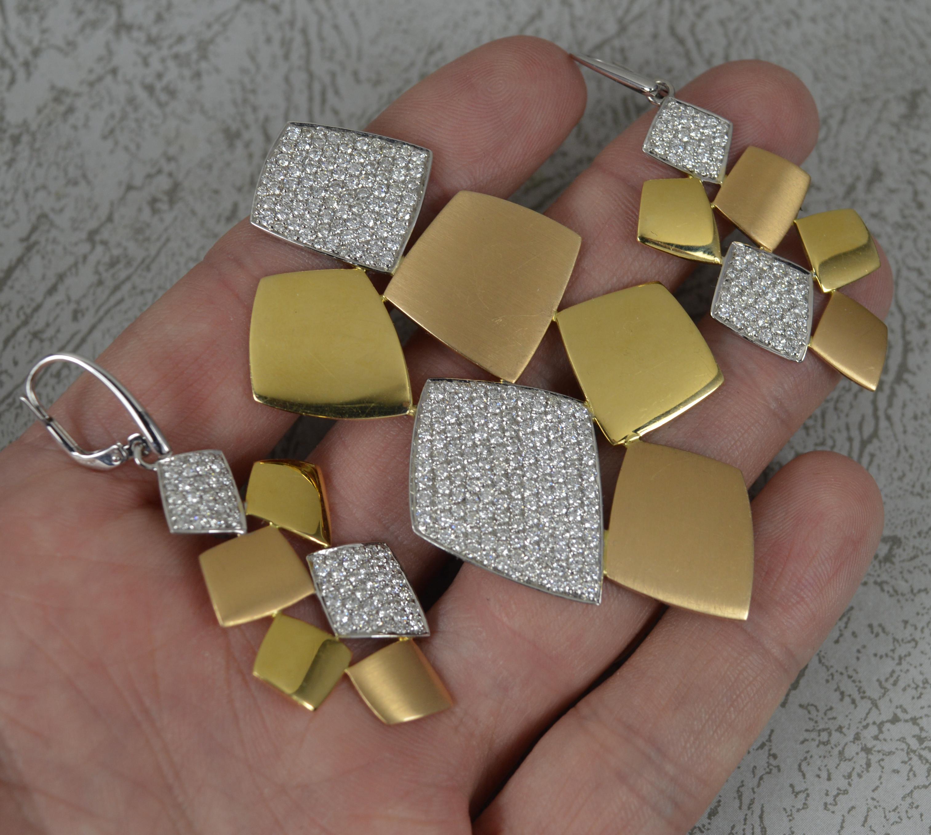Incredible 18 Carat Gold Tri Colour 4.17 Carat Diamond Pendant and Earrings Set For Sale 7