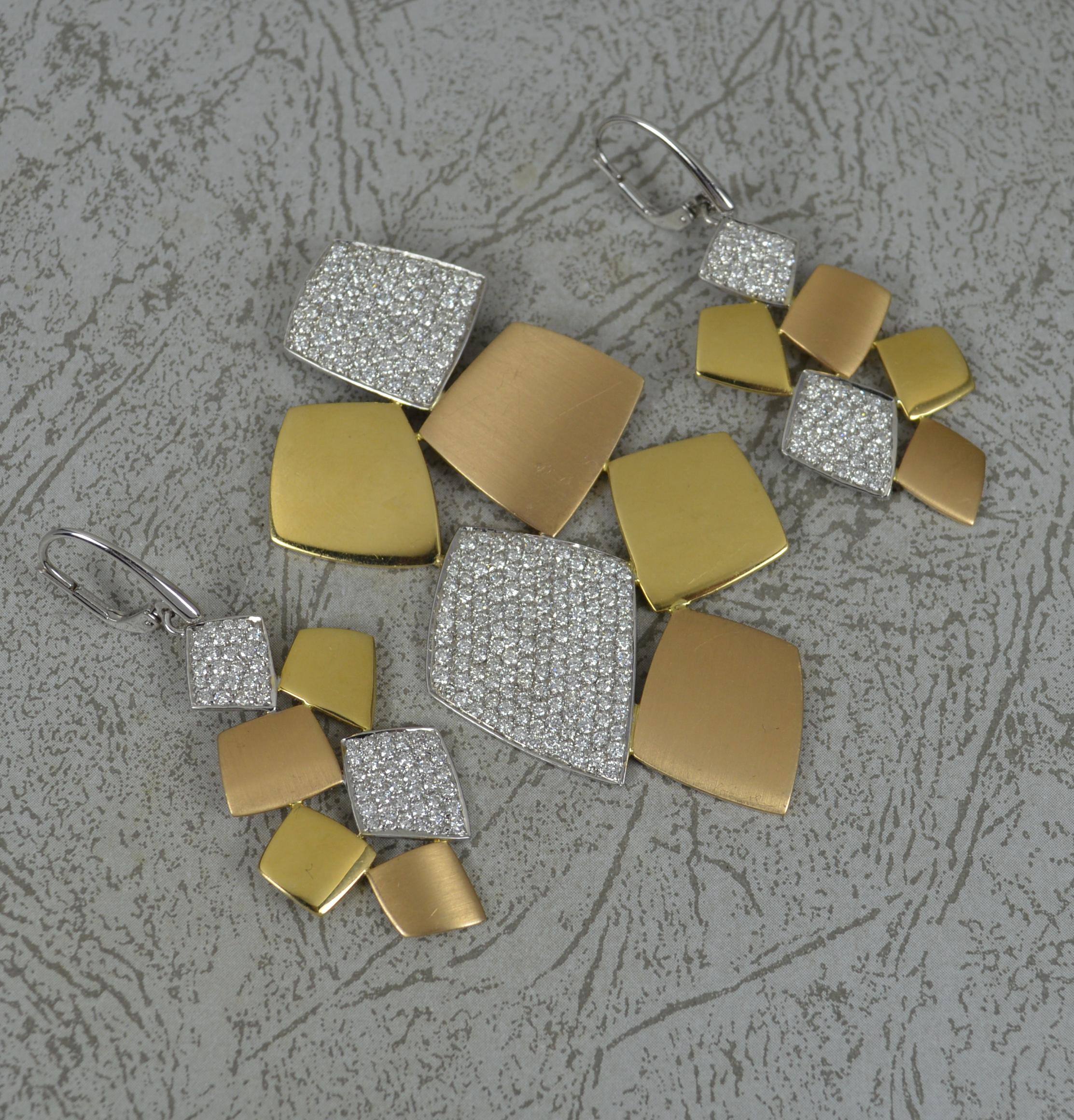 Unglaublicher 18 Karat Gold Tri Colour 4,17 Karat Diamant-Anhänger und Ohrringe gefasst im Zustand „Hervorragend“ in St Helens, GB