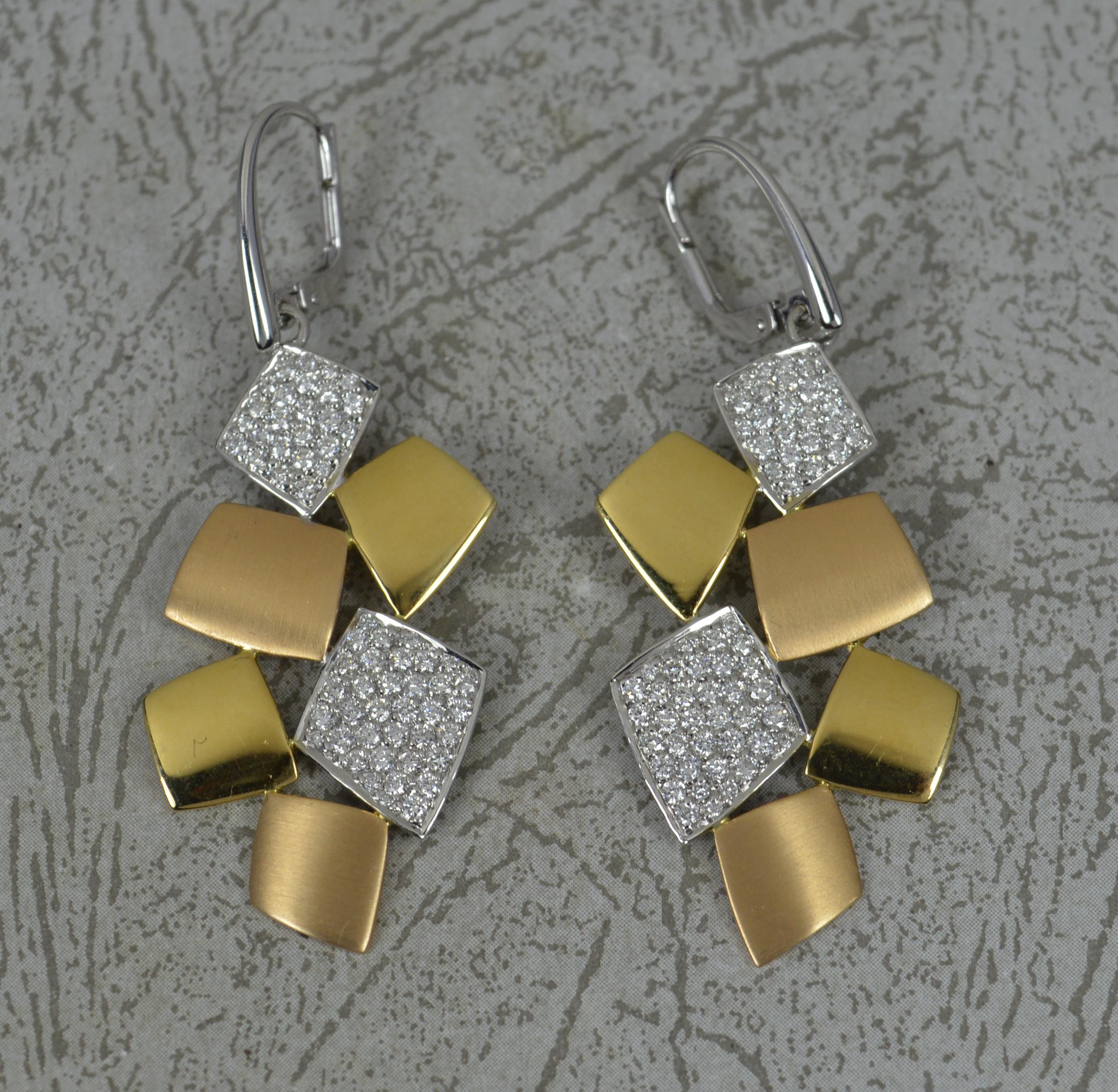 Incredible 18 Carat Gold Tri Colour 4.17 Carat Diamond Pendant and Earrings Set For Sale 3