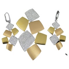 Unglaublicher 18 Karat Gold Tri Colour 4,17 Karat Diamant-Anhänger und Ohrringe gefasst