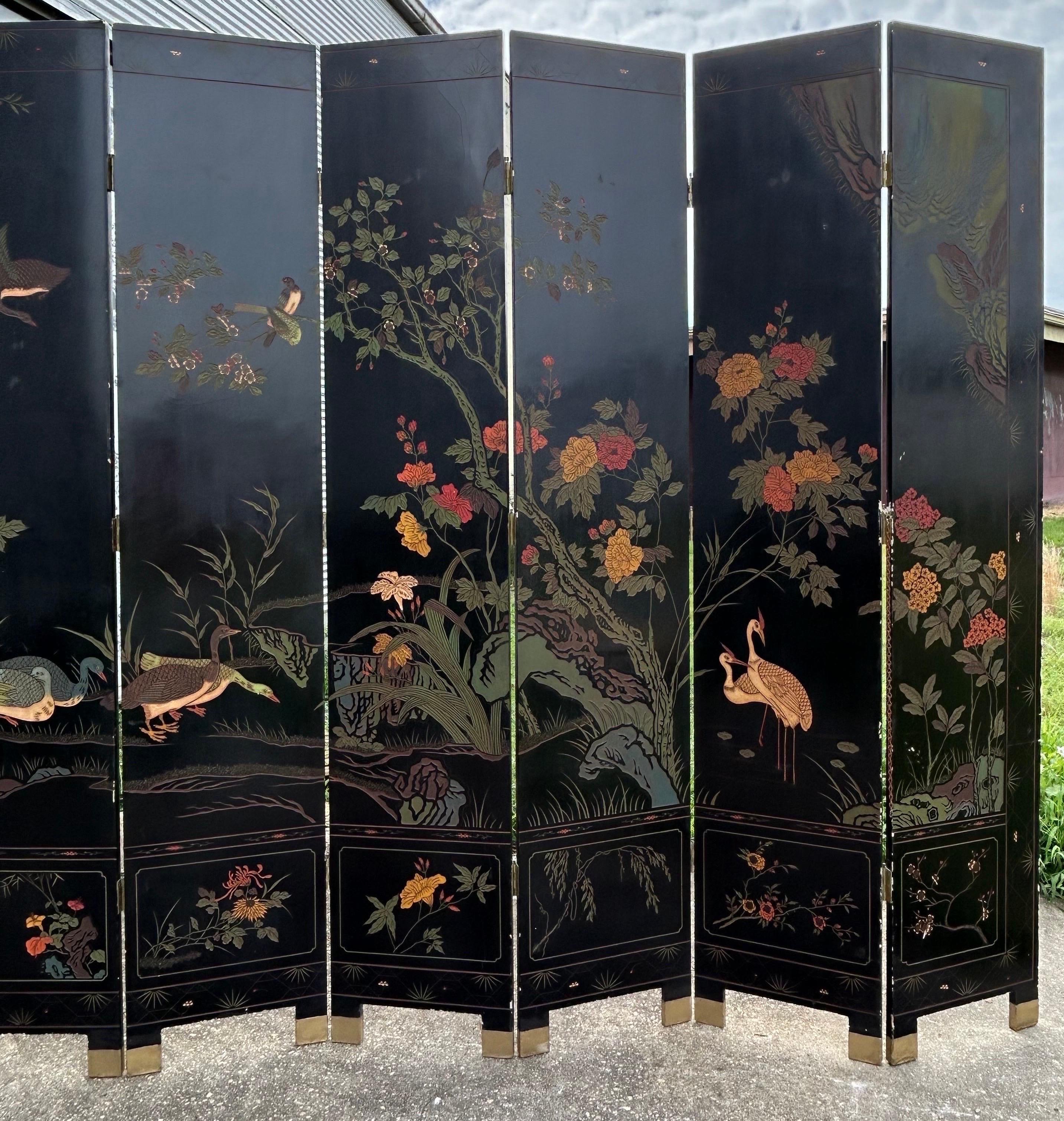 Incredible 18’ wide 12 panel lacquered chinoiserie screen For Sale 13