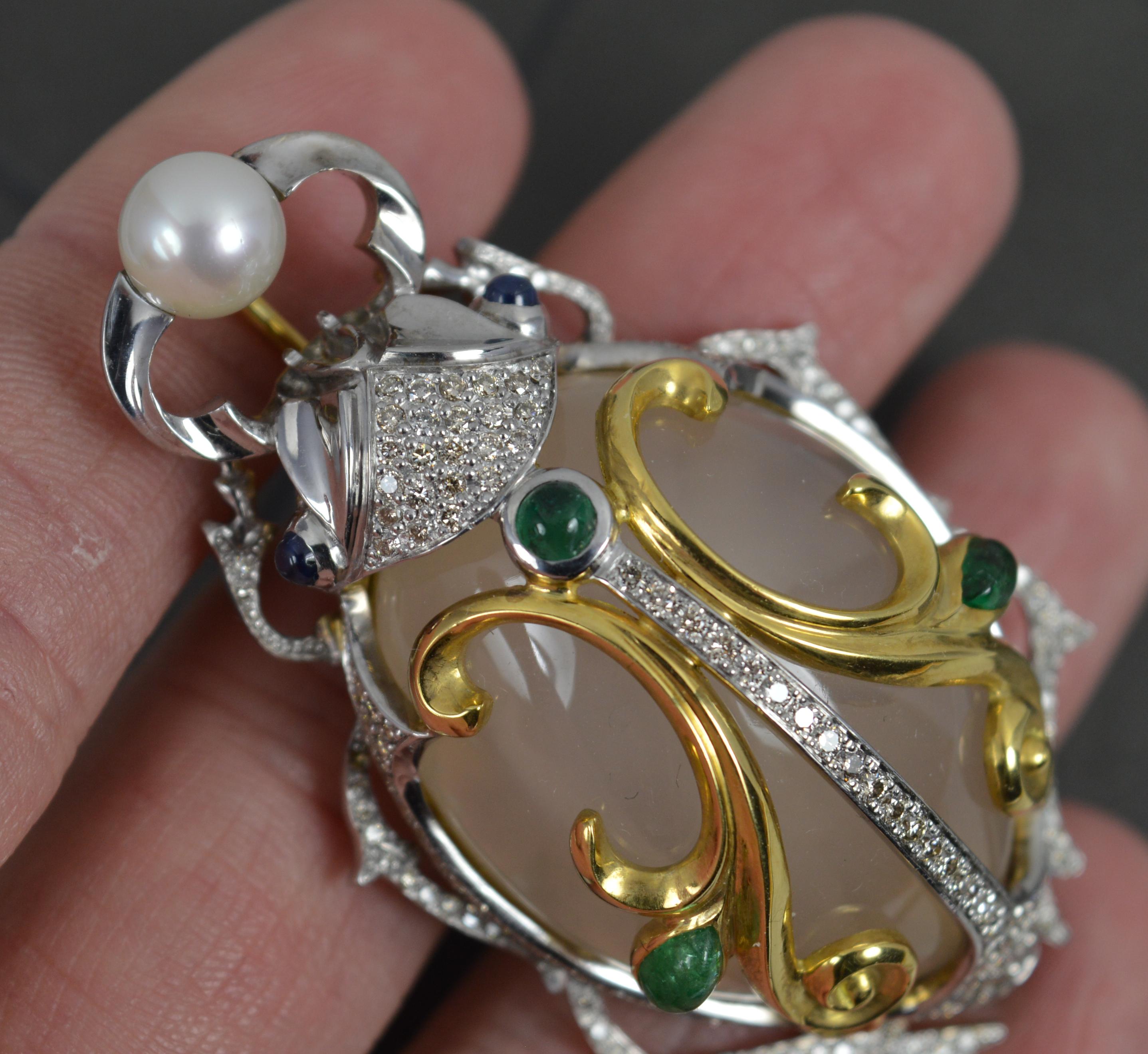Unglaubliche BEETLE-Brosche, 18 Karat Gold Achat Saphir Smaragd Perle Diamant 44,7 g im Zustand „Gut“ in St Helens, GB