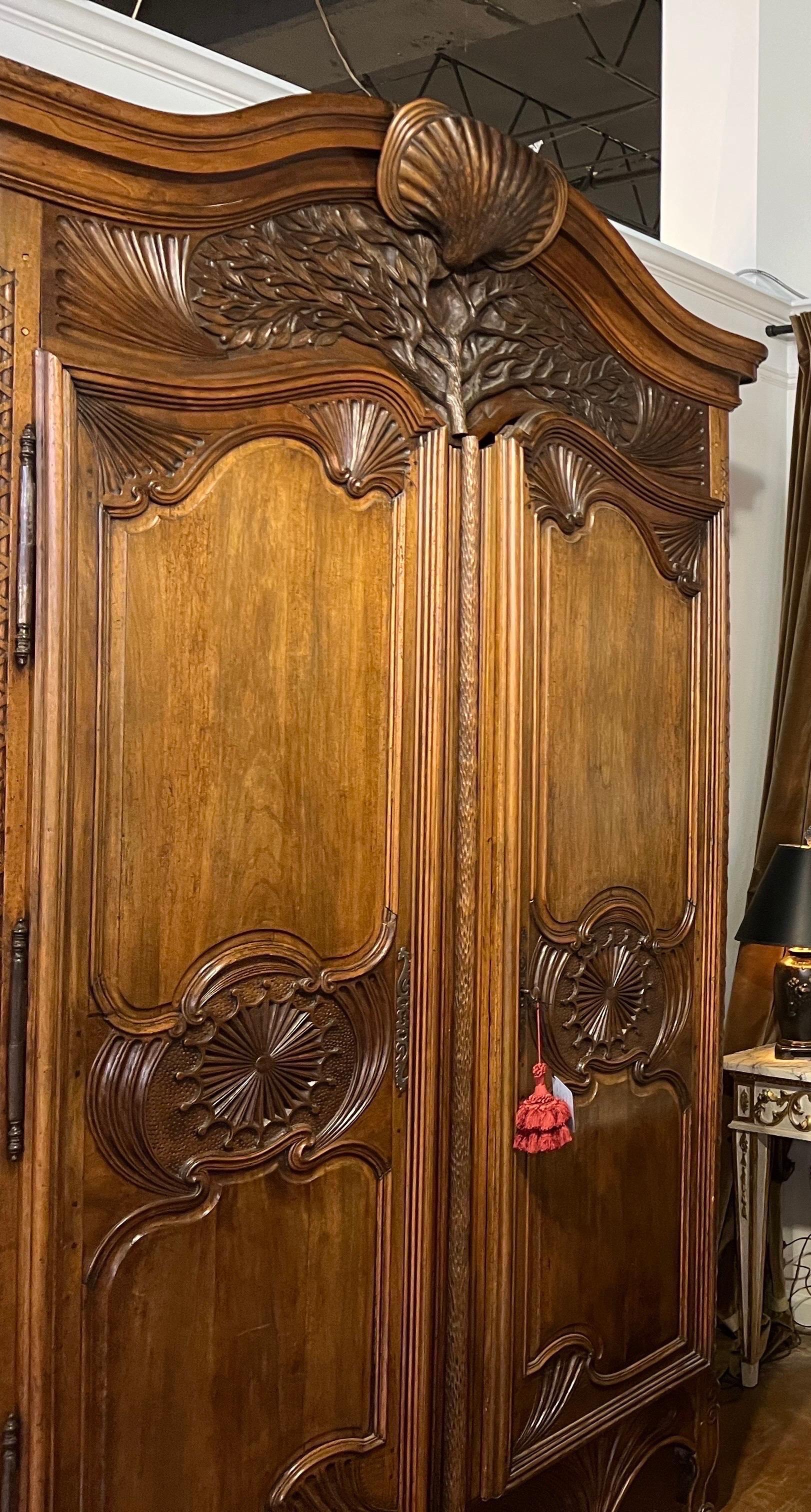Incredible 18th century French armoire with “Tree of life”  For Sale 10