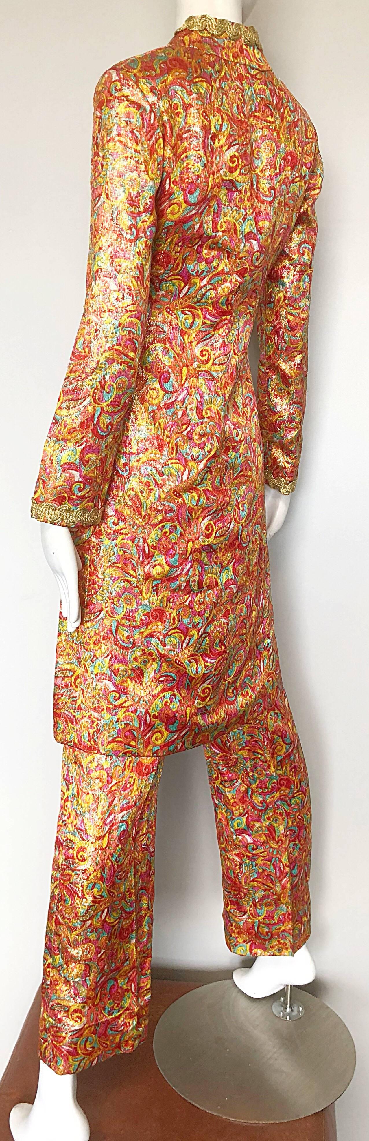 Unglaubliches 1970er Neusteters Mosaik Print Tunika Kleid + ausgestellte Hose Ensemble im Angebot 3