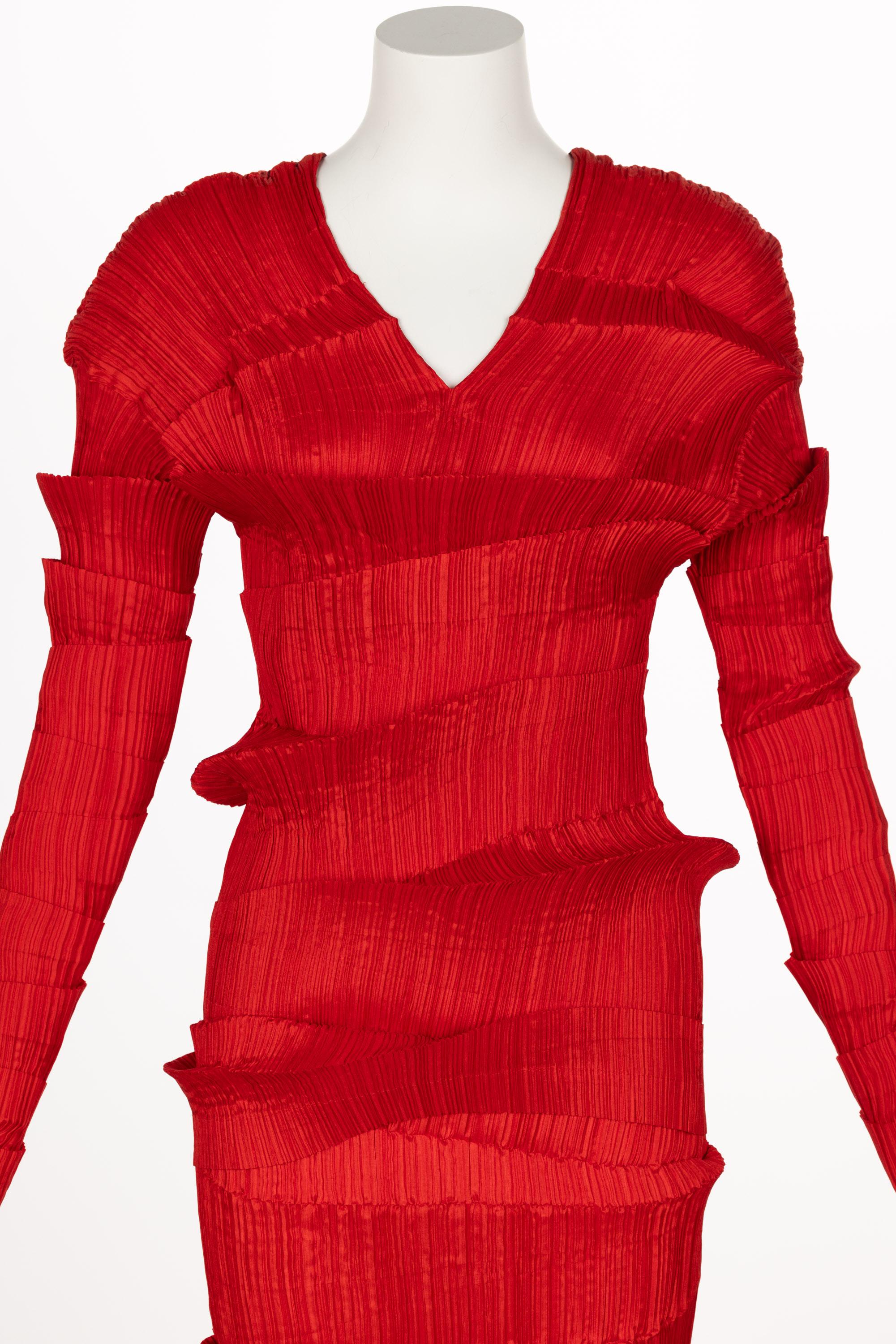 Incredible 1990s Issey Miyake Pleated Red Top & Skirt Ensemble For Sale 8