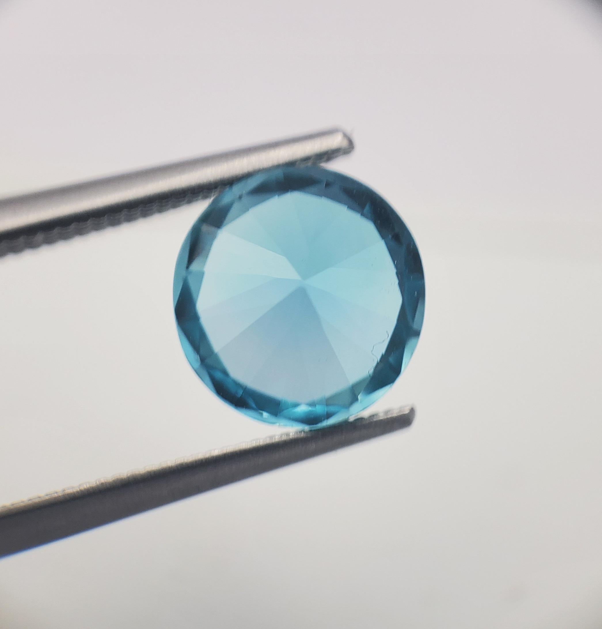 Incredible 2.93ct Round Blue Zircon  For Sale 1