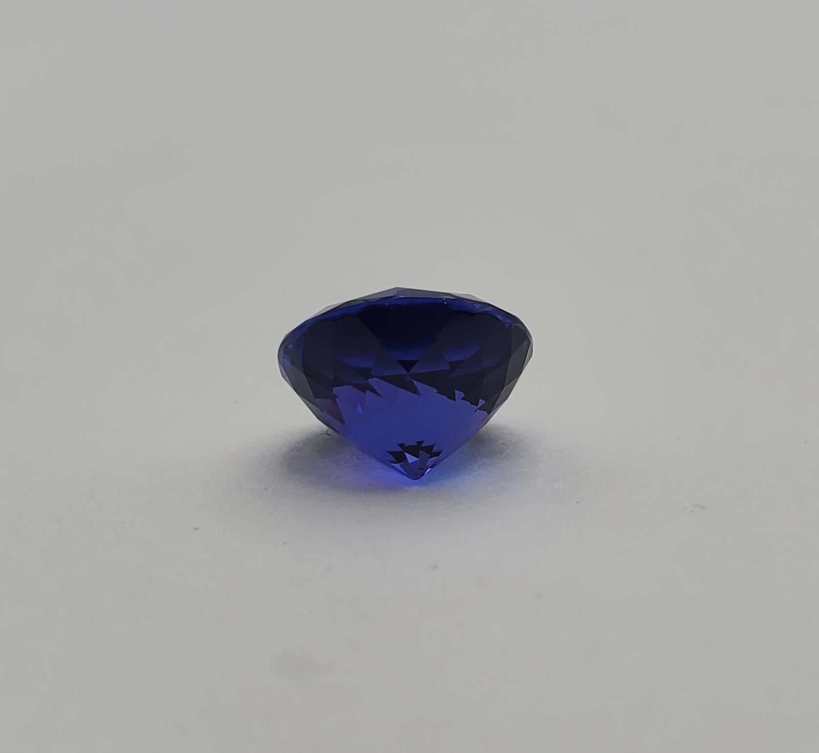 Incredible 5.17ct Round Tanzanite GIA Certified In Excellent Condition In Pittsburgh, PA