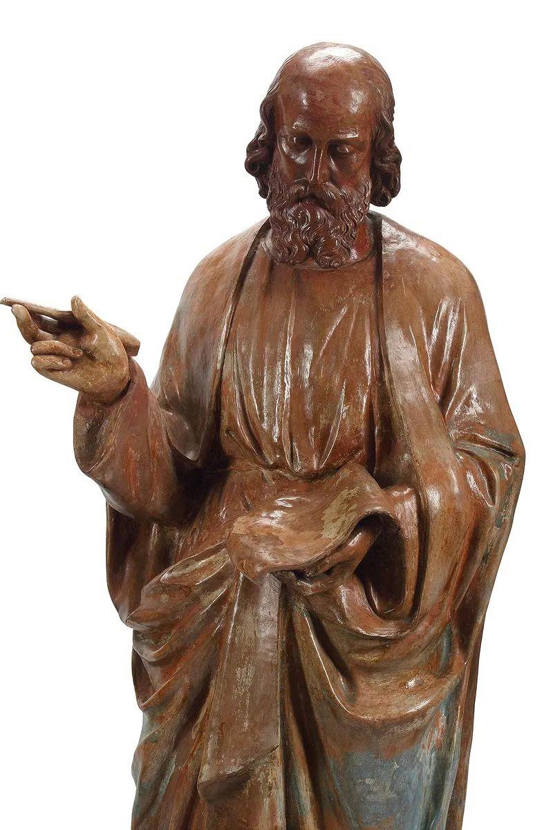 Diese seltenen französischen Terrakottastatuen der vier Evangelisten sind wahrhaft unglaubliche Stücke, die eine einzigartige Ergänzung für jede religiöse oder spirituelle Sammlung darstellen. Diese mit Präzision und Liebe zum Detail gefertigten