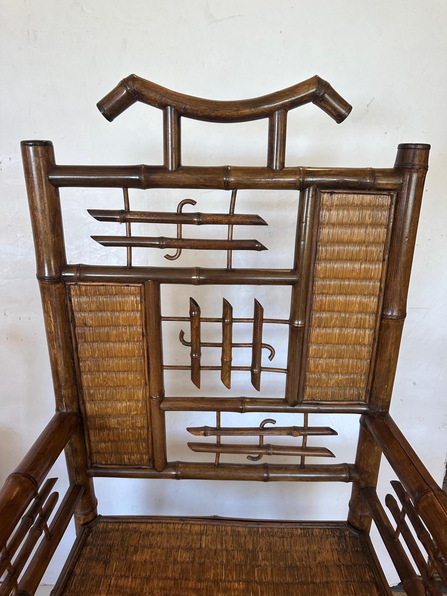 Début du 20ème siècle Incroyables fauteuils chinois anciens en rotin et bambou en vente