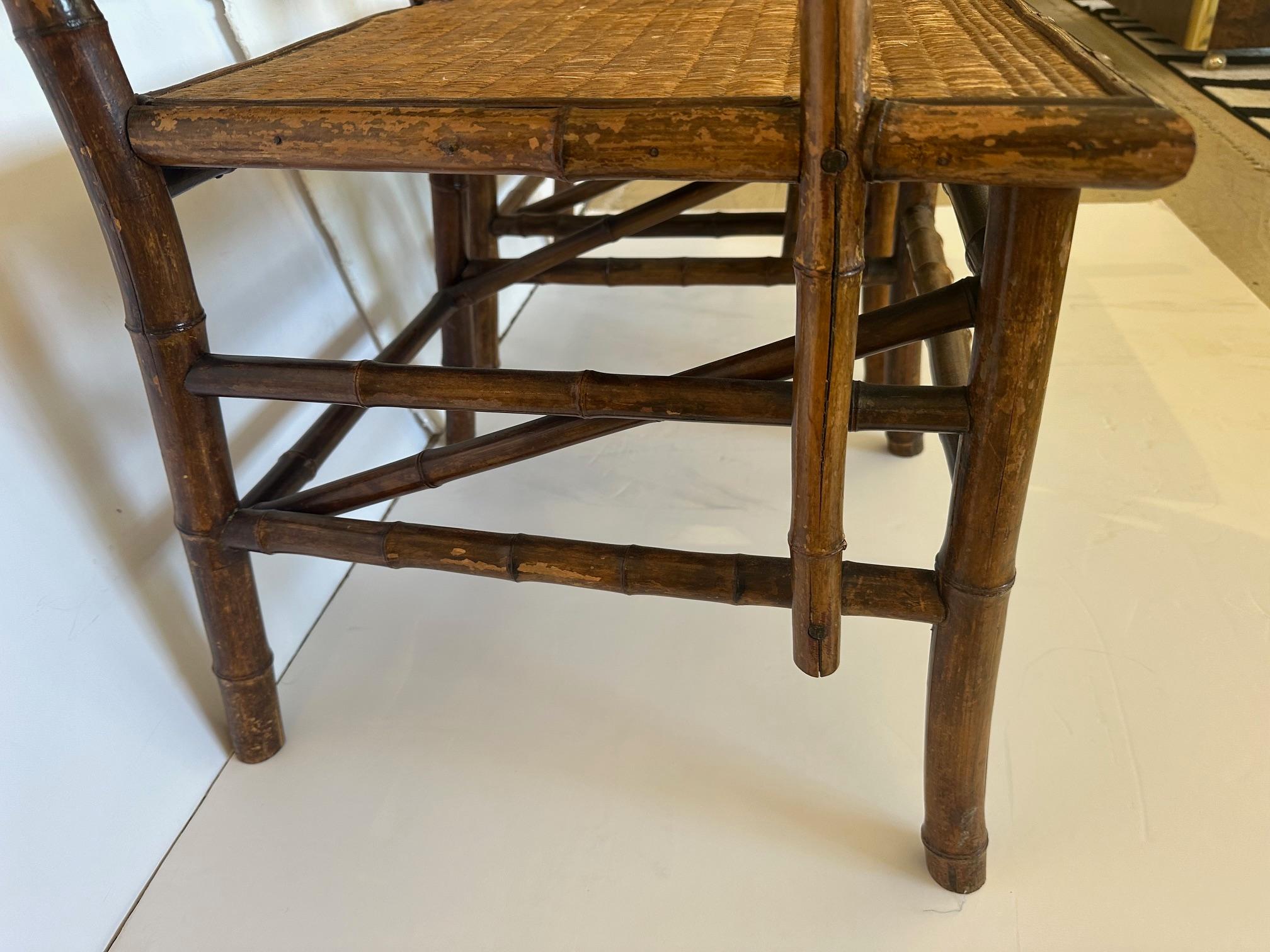 Bambou Incroyables fauteuils chinois anciens en rotin et bambou en vente