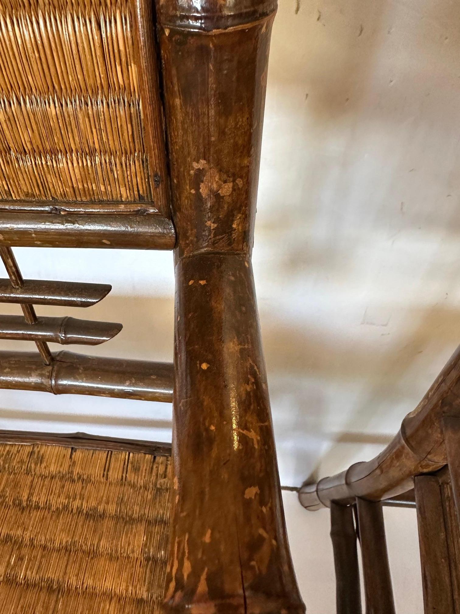 Incroyables fauteuils chinois anciens en rotin et bambou en vente 2