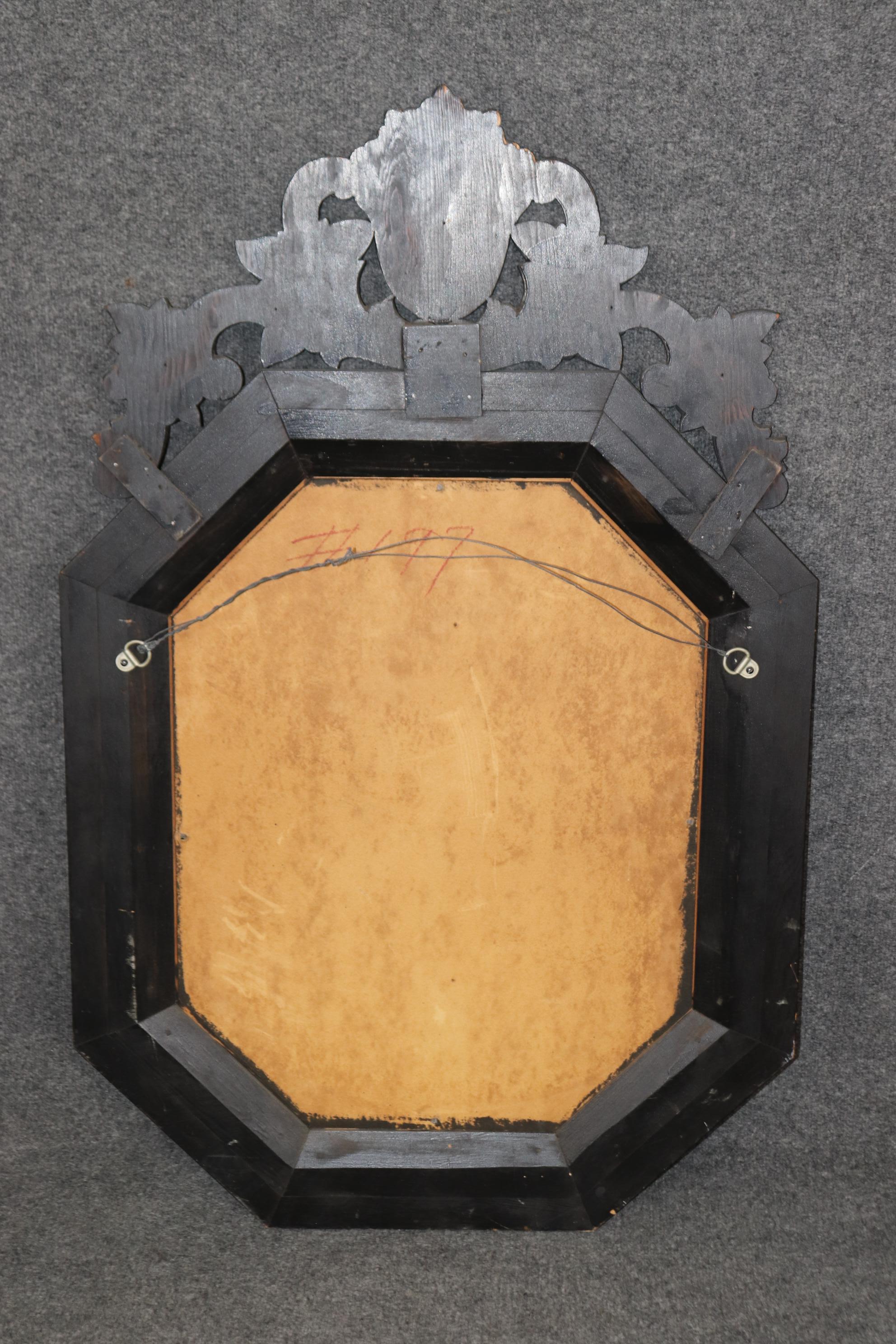 Incredibile Antique Mirror veneziano patinato in vetro acidato e sfaccettato in vendita 5
