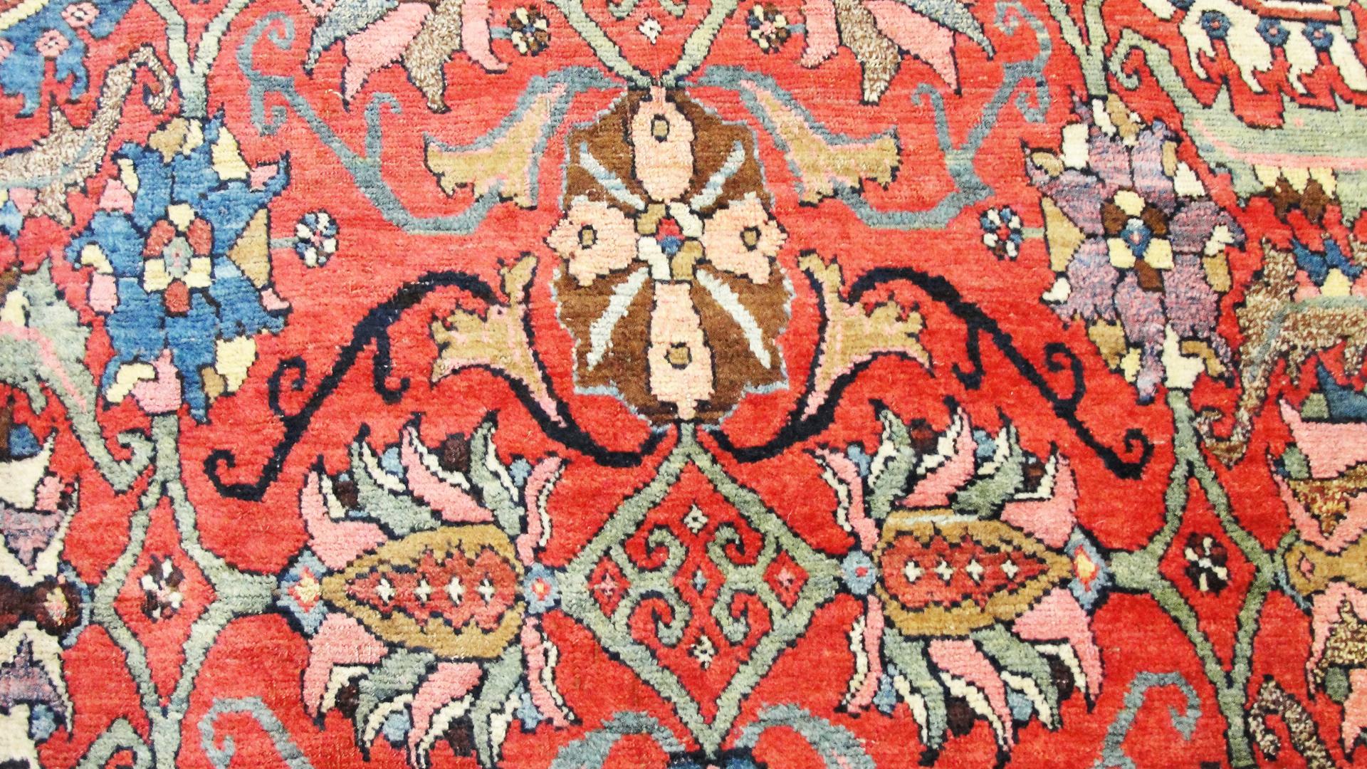 Alfombra persa antigua Bijar Halwai en Excelente estado para la venta en Evanston, IL