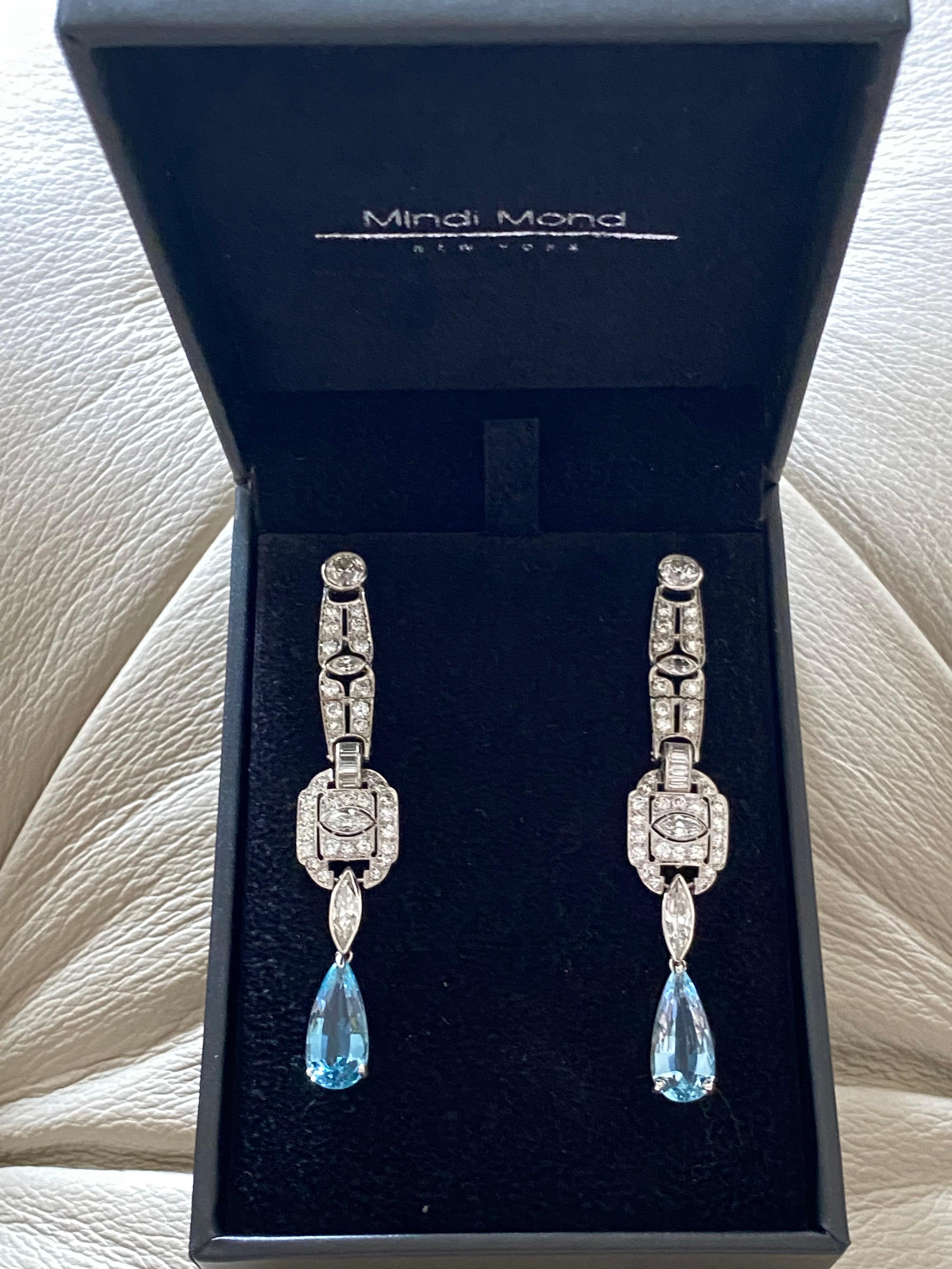 Incredible Art Deco Style Diamond & Aquamarine Platinum Chandelier Earrings In New Condition For Sale In New York, NY
