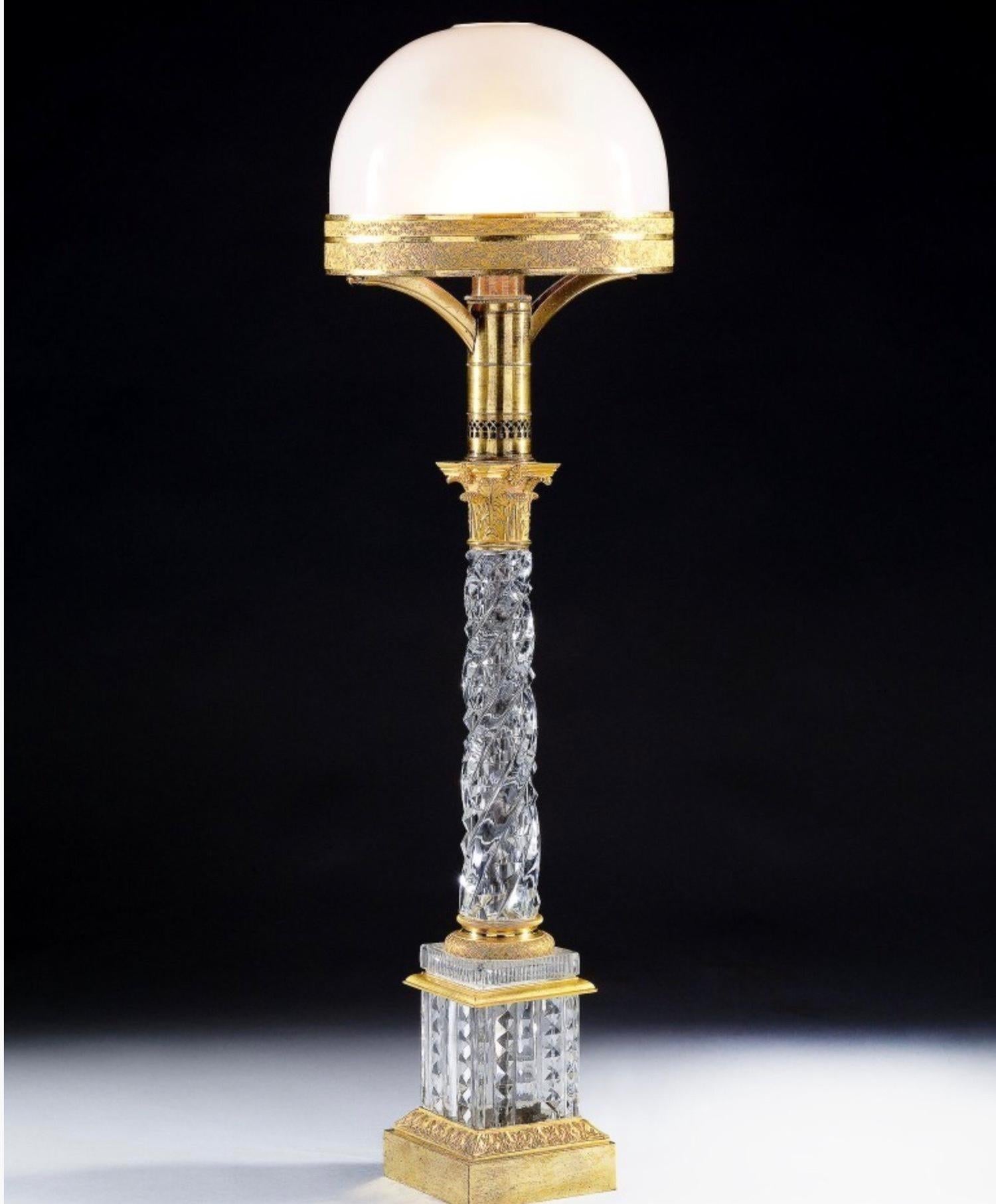 Charles X Incroyable lampe de table ancienne en verre de Baccarat en vente