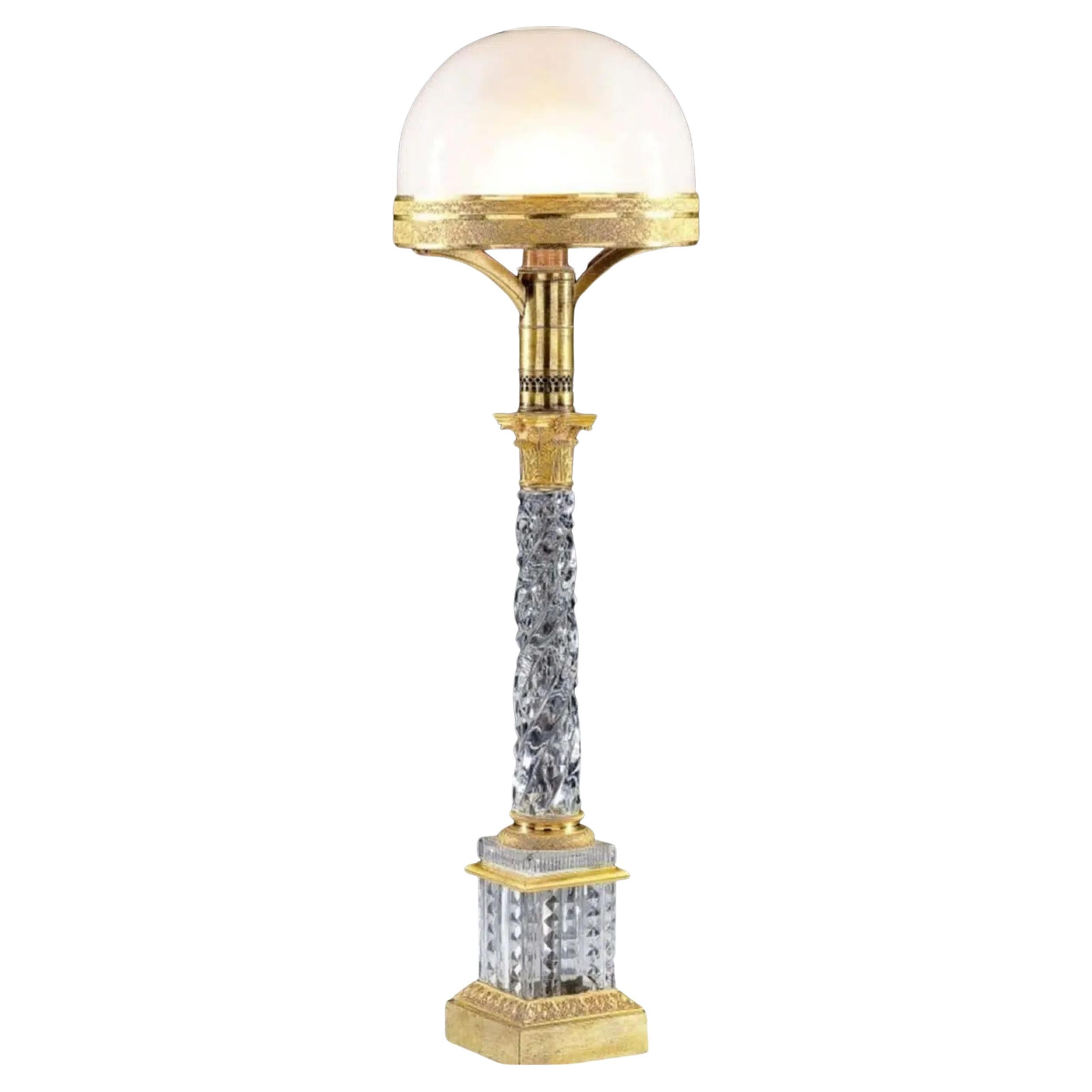 Incroyable lampe de table ancienne en verre de Baccarat en vente