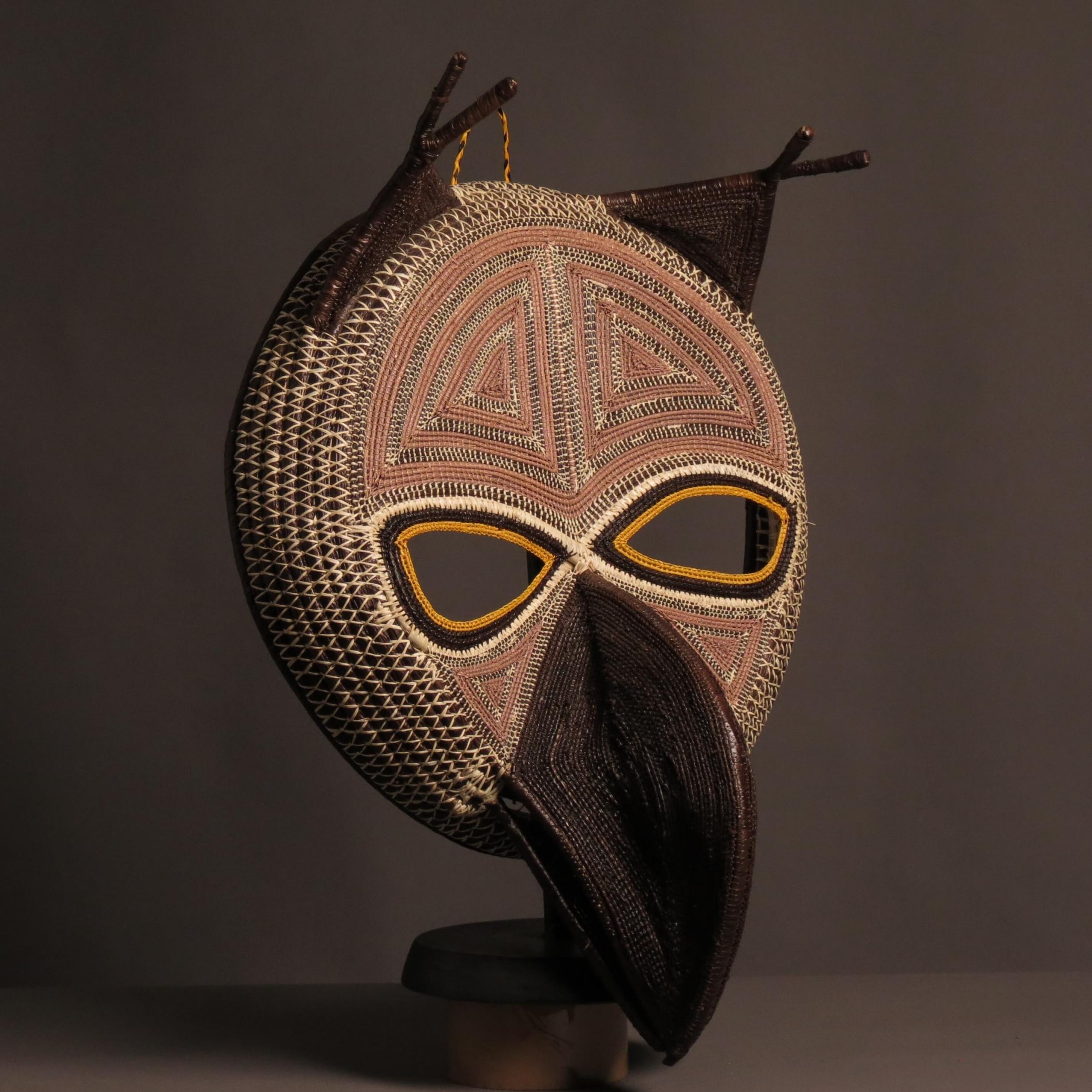 Hand-Crafted Incredible bird mask from the rain forest For Sale
