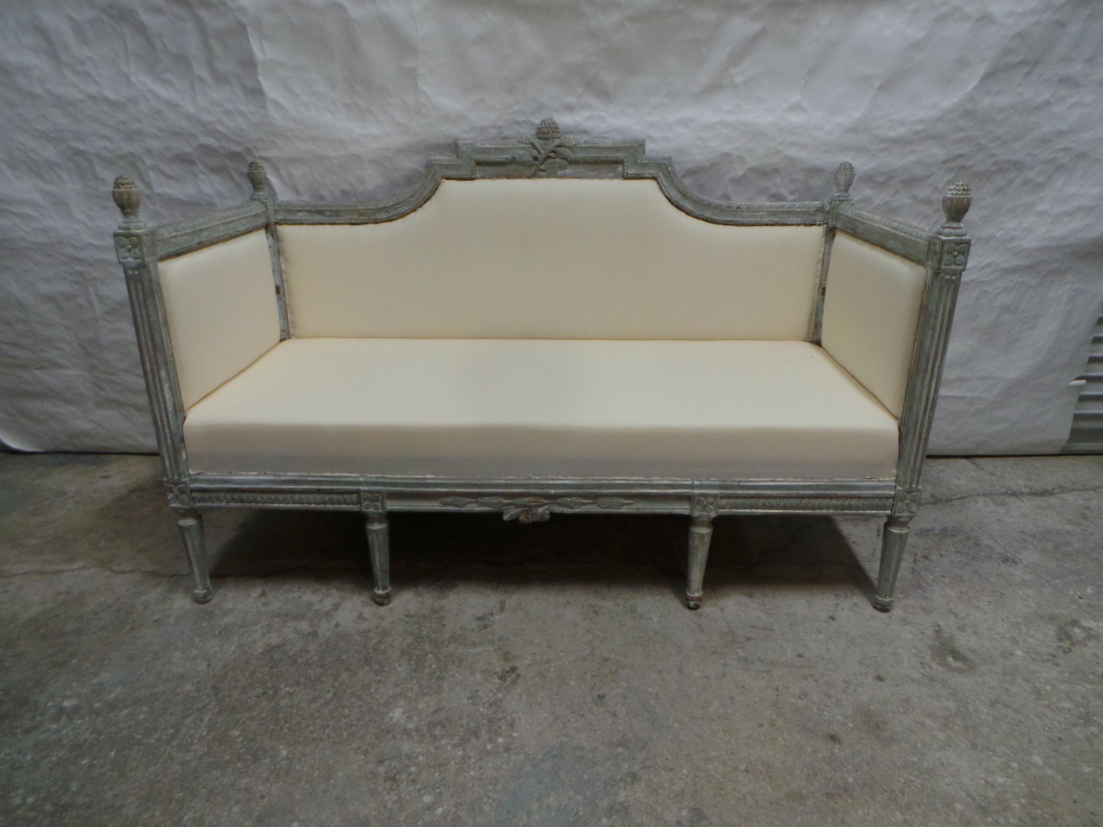 Incredible Blue Original Painted Swedish Gustavian Sofa In Good Condition In Hollywood, FL