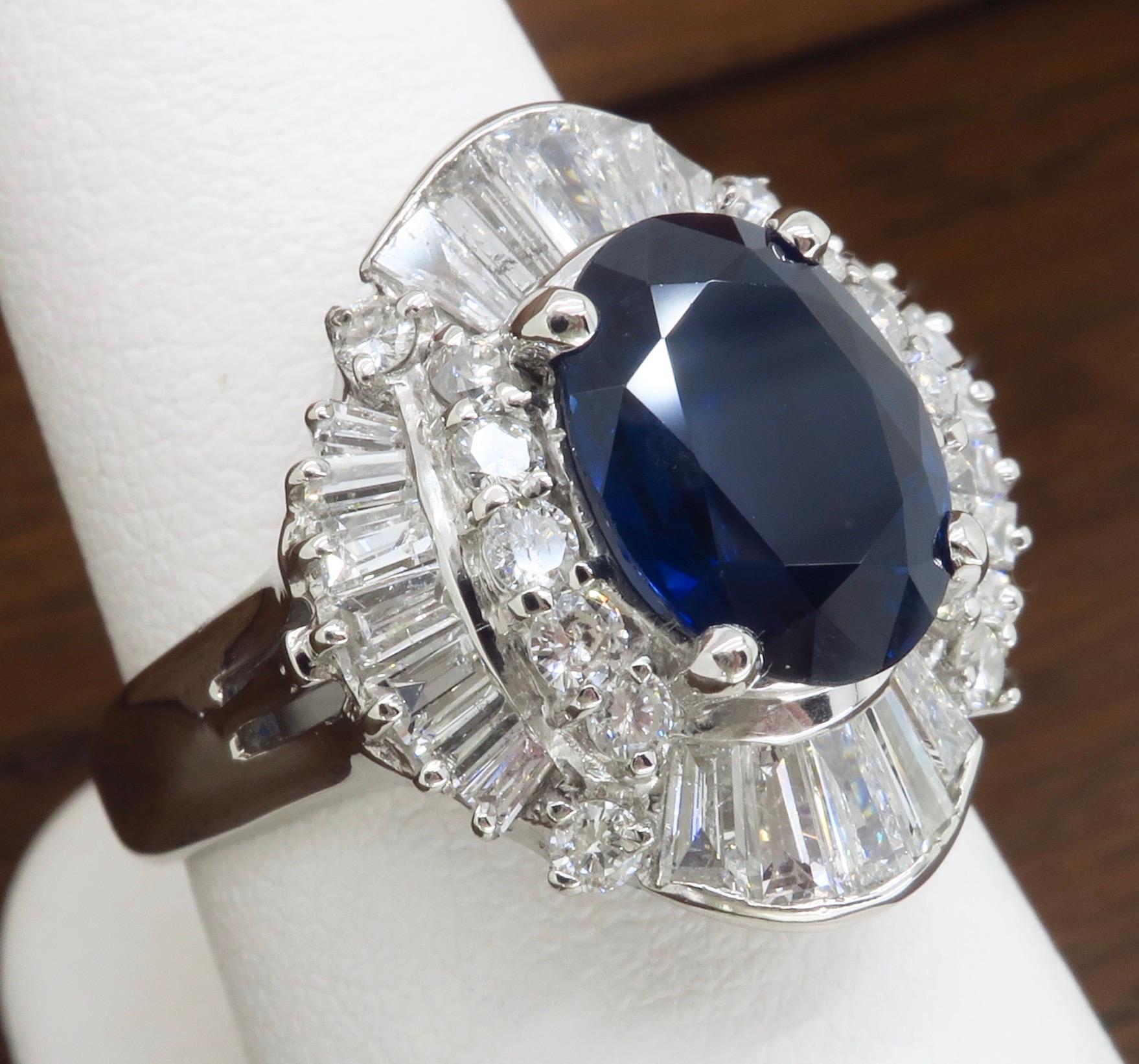 Unglaublicher Platin-Ring mit blauem Saphir und Diamant im Ballerina-Stil 10