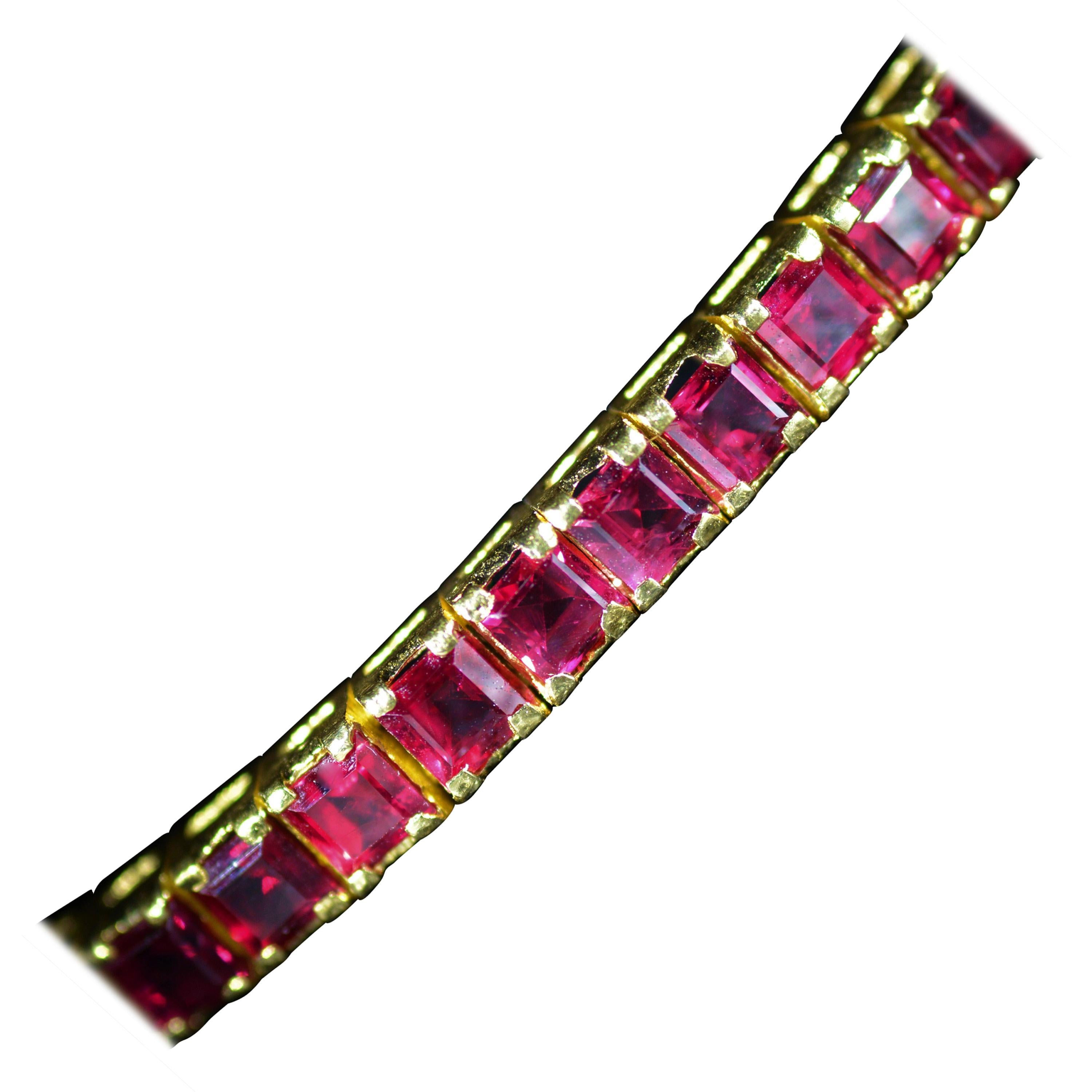Incredible Burma Ruby Bracelet with Square Emerald Cut Rubies in 18 Karat For Sale