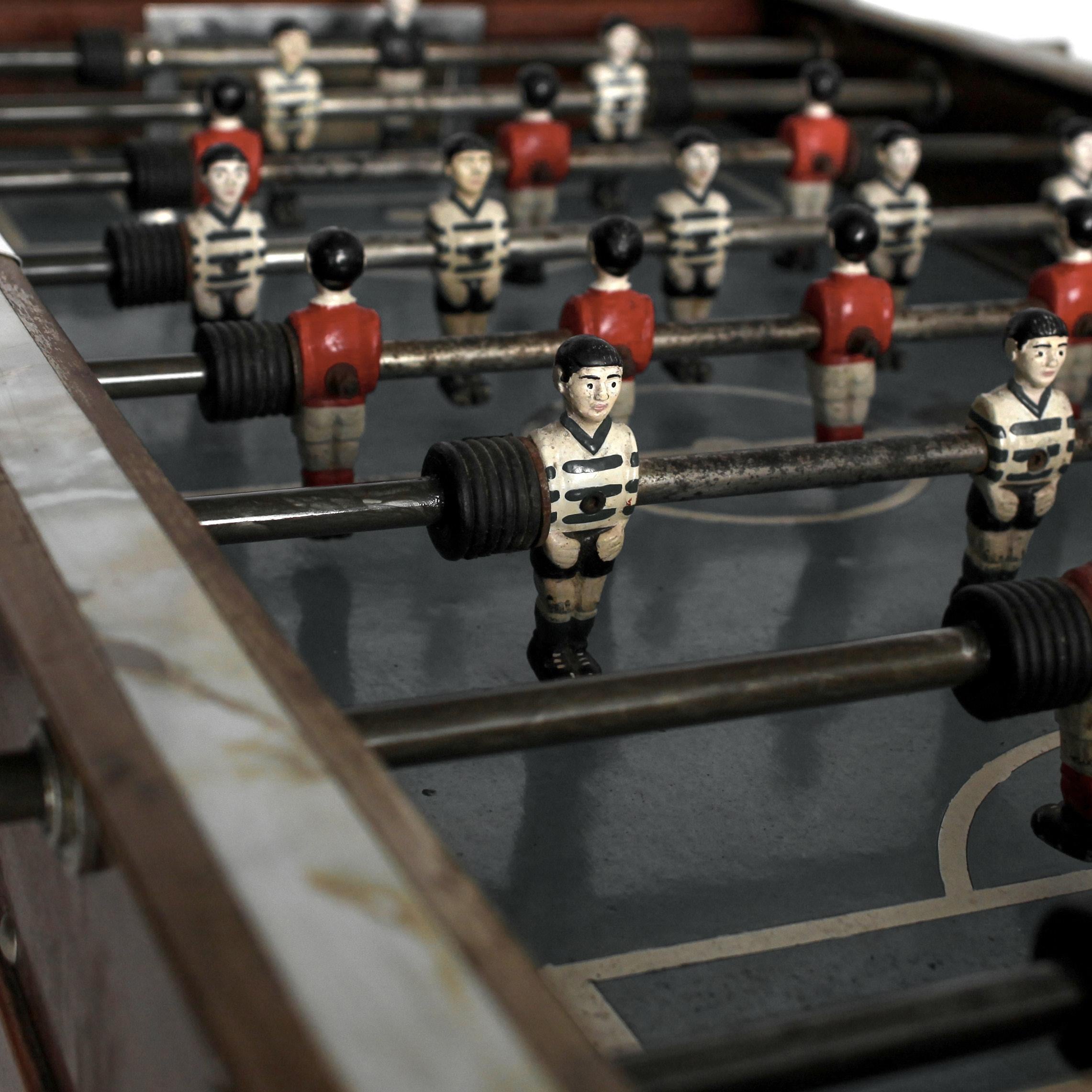 Incredible C.1950S Lisbon Derby Football/Foosball Table For Sale 8