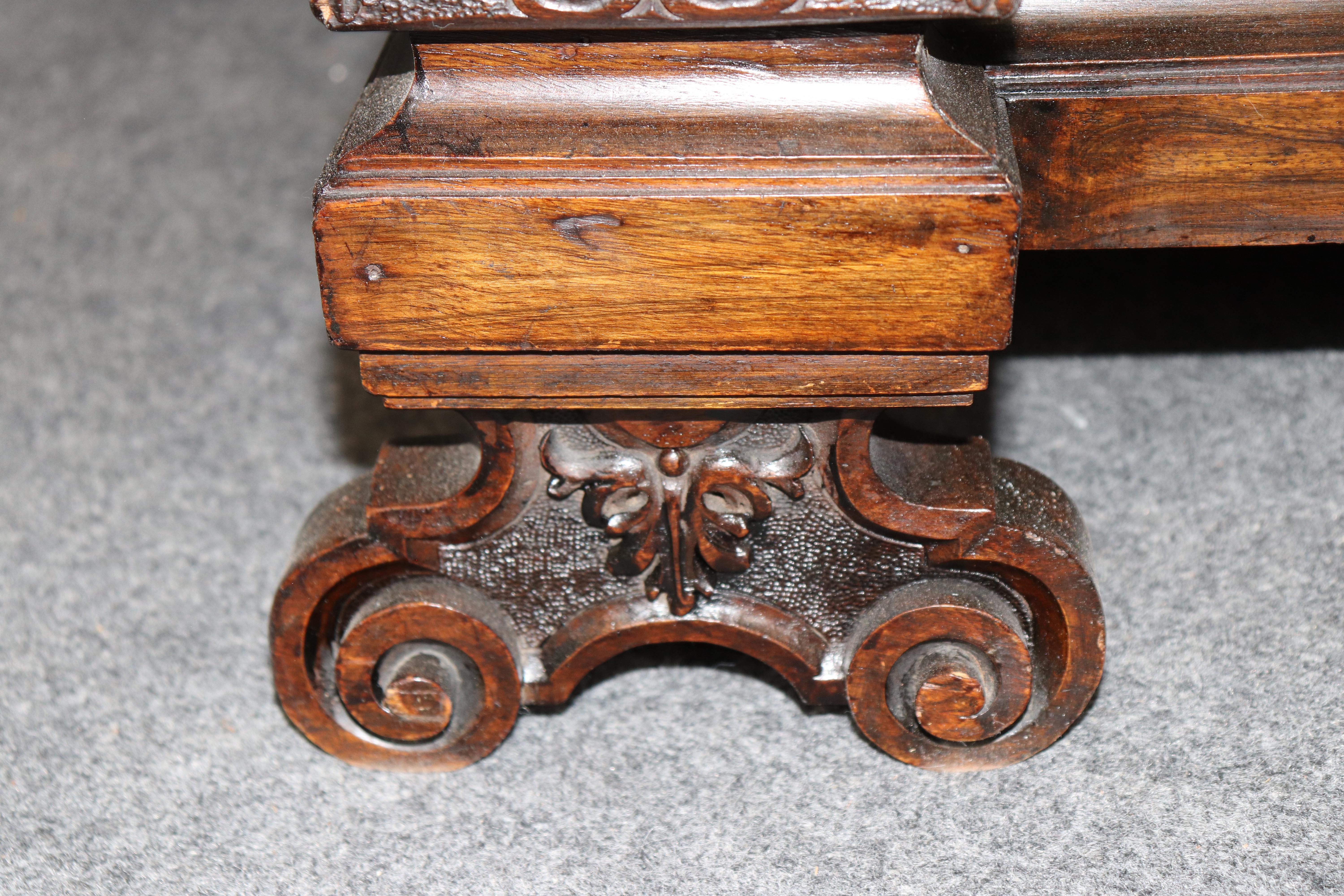 Incredible Carved Italian Luigi Frullini Narrow Figural Walnut Secretary Desk en vente 6