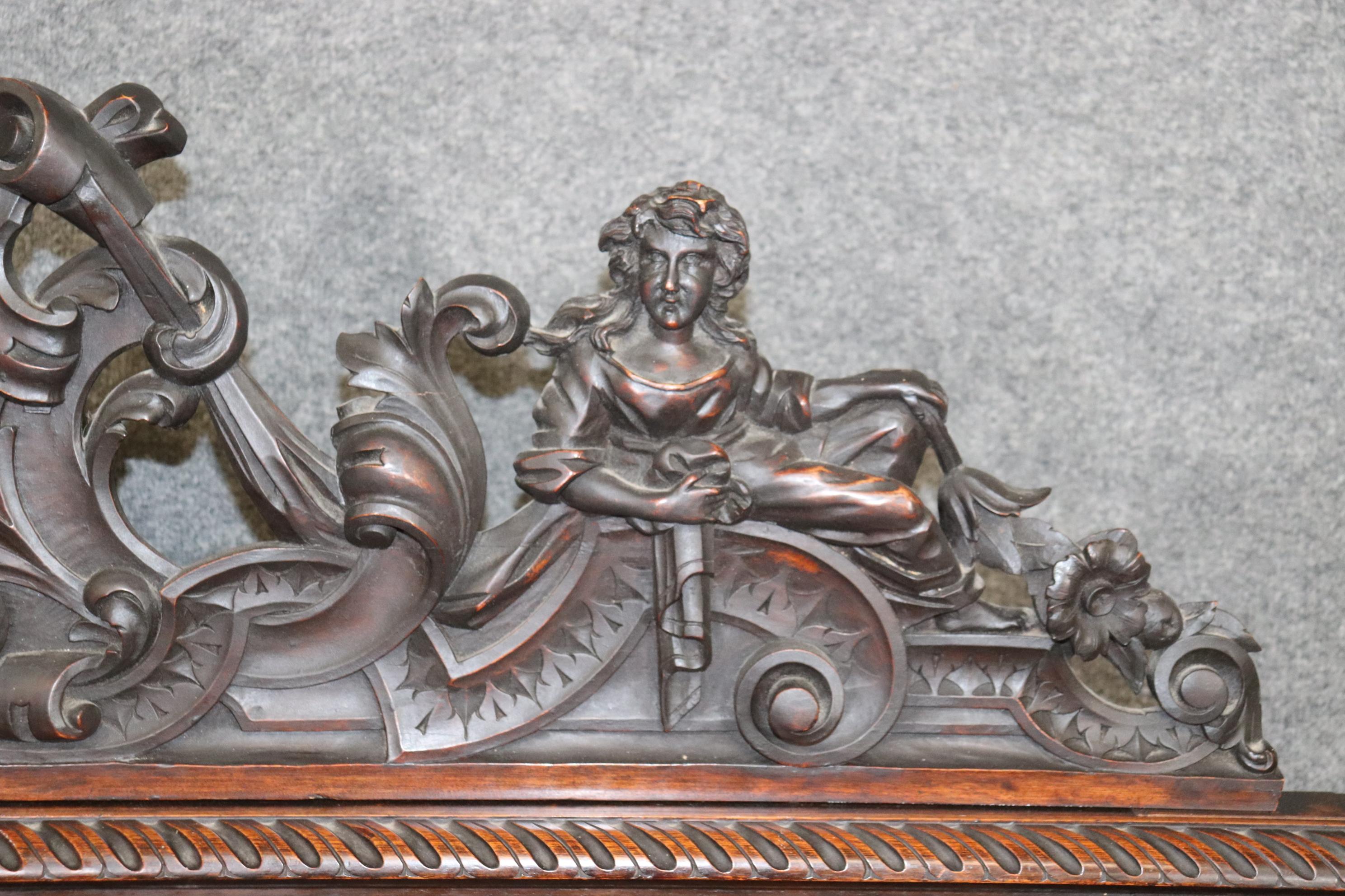 Late 19th Century Incredible Carved Walnut Figural Victorian Rj Horner Style Hall Bench circa 1870